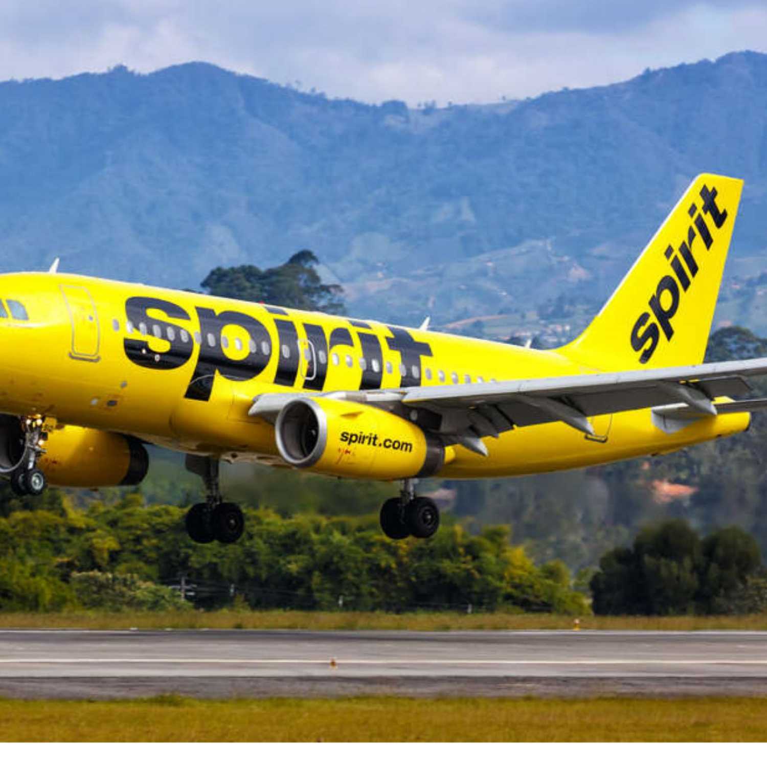 What makes spirit airlines so bad?