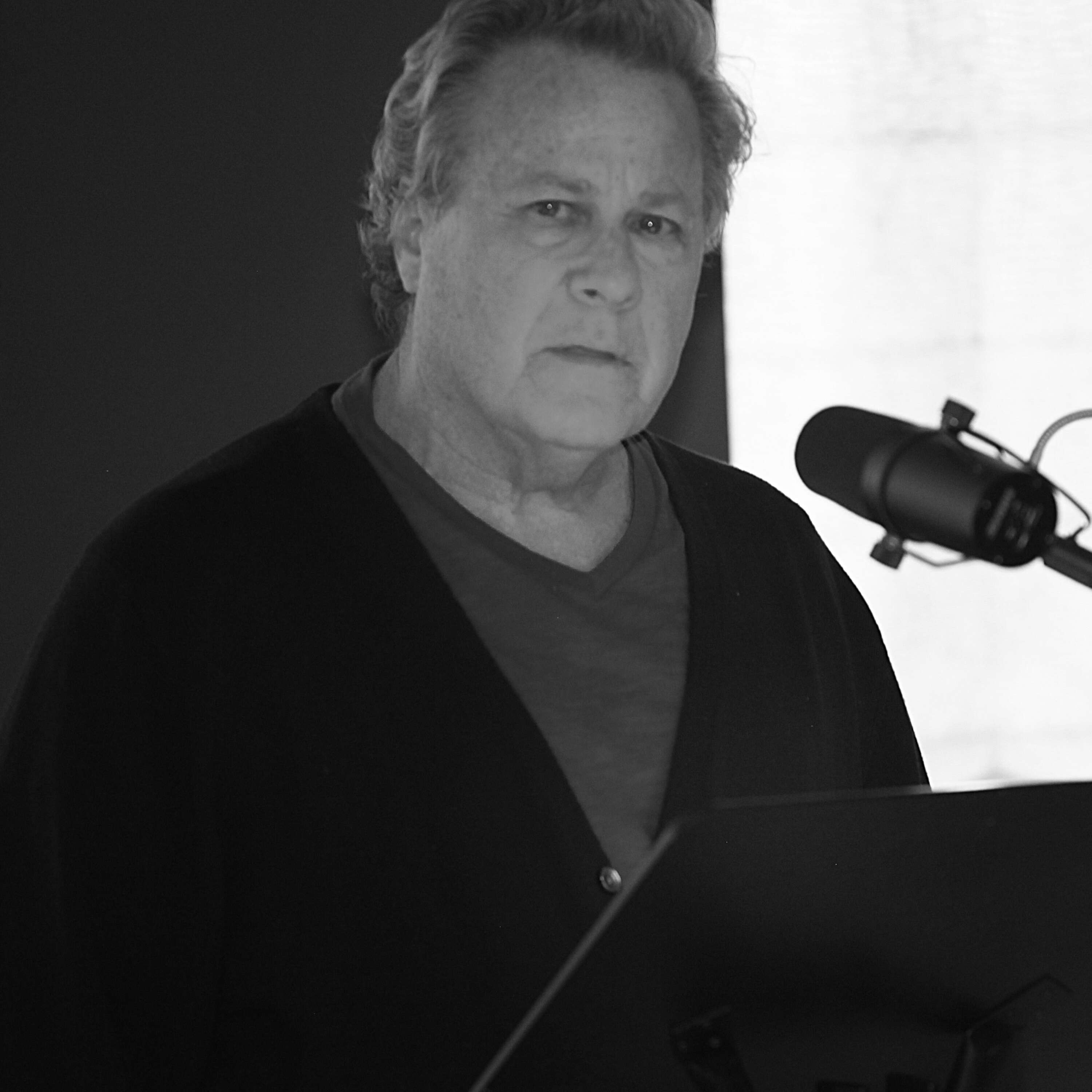 Home Alone's John Heard performs "Two Thanksgiving Gentlemen" by O. Henry