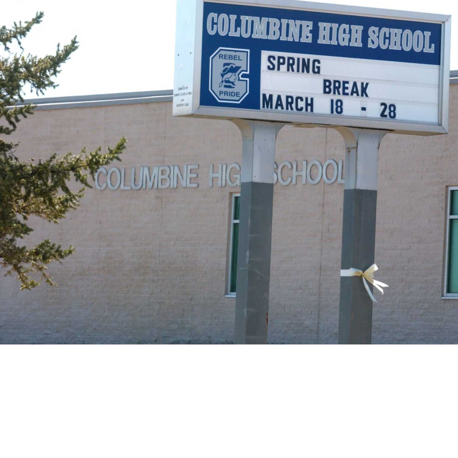 ⁣Columbine School Shooting