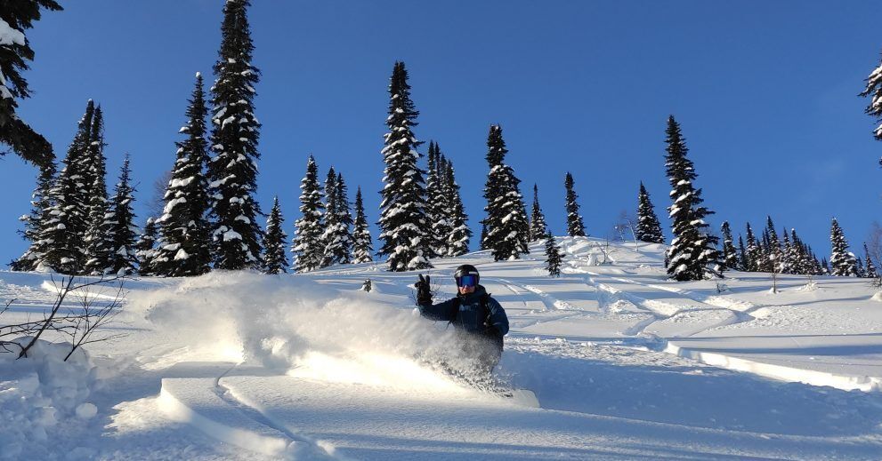 162: Skiing in Ukraine, trains to the Pyrénées & ‘Around the World in 50 Slopes’