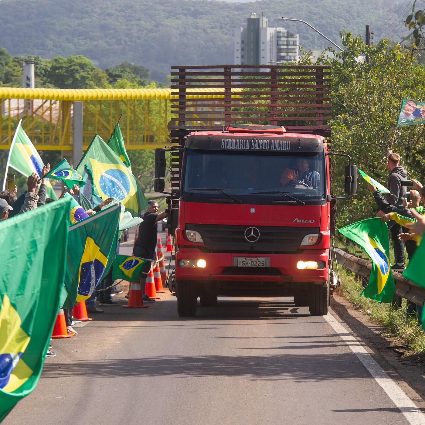 Pedro Doria diz que protestos bolsonaristas estão 'construindo uma seita'