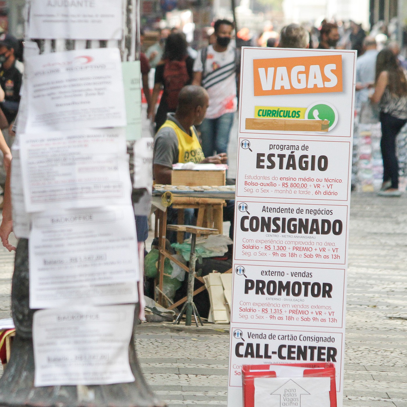 Apesar da melhora no desemprego, 'falta ao Brasil uma visão estratégica do mercado de trabalho'