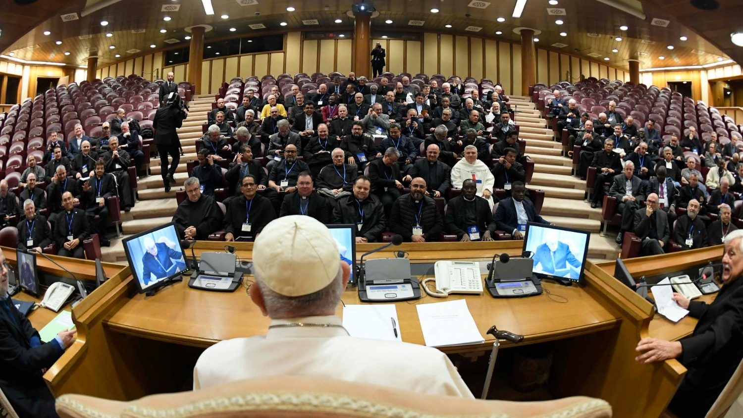 ⁣Radio vaticaan: Overzicht laatste dagen ad limina-bezoek Belgische bisschoppen – Brief van paus Franciscus aan het Oekraïense volk – Toespraak tot de Unie van Algemene Oversten