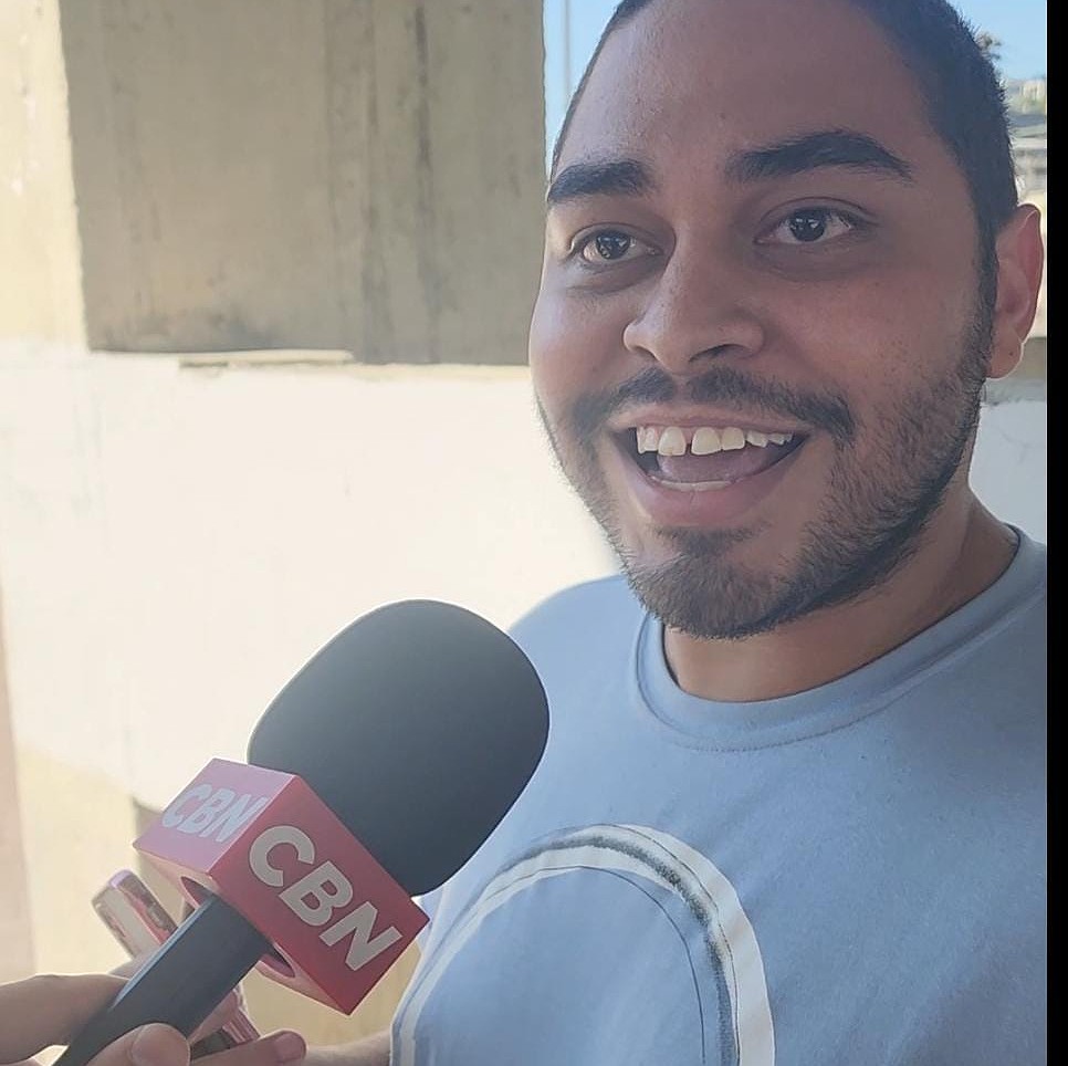 Fã de Taylor que tomou garrafada em assalto consegue terceiro ingresso para show da cantora no Rio