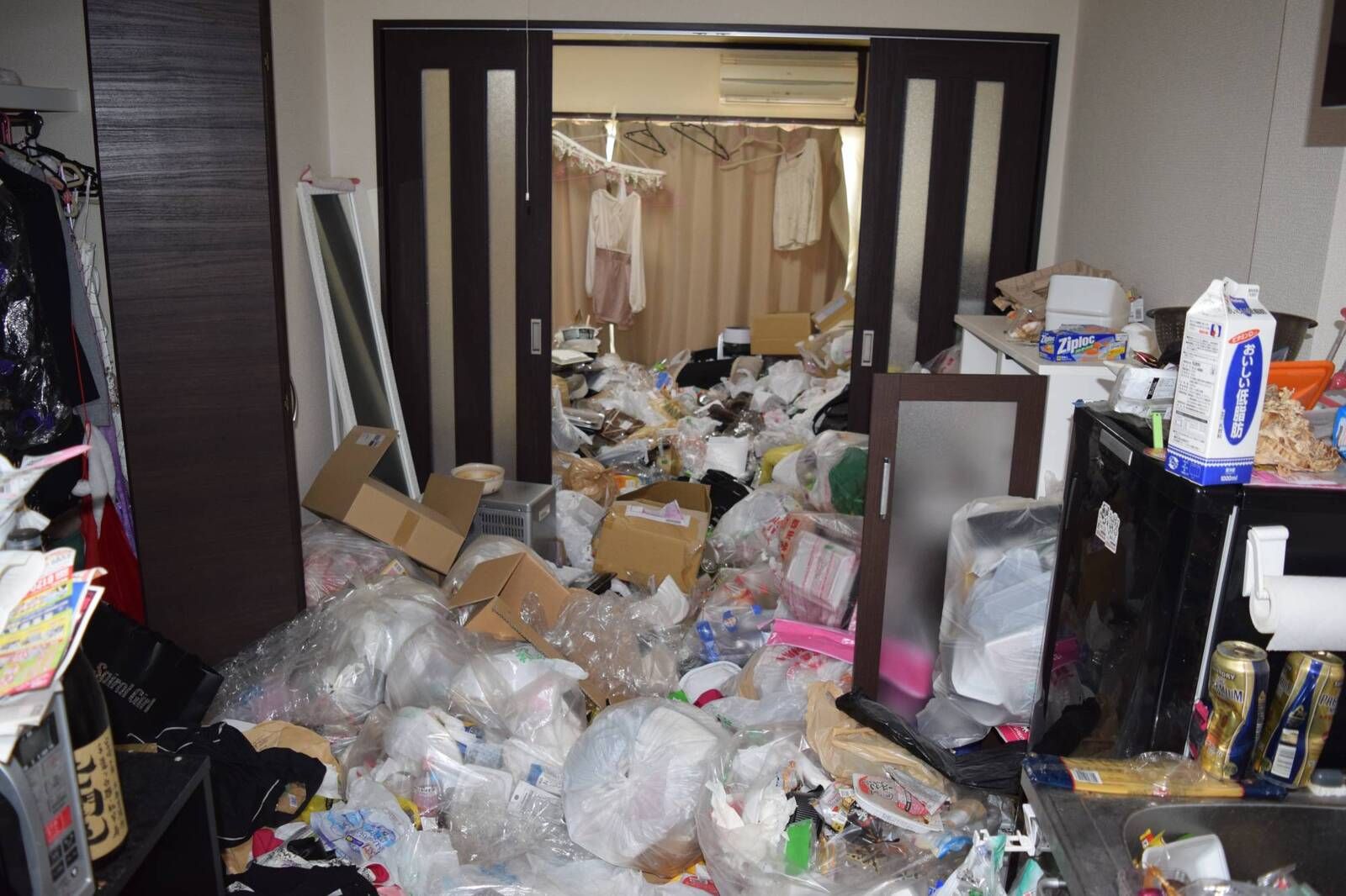 [Rebroadcast] Clutter, trash and hoarding disorder in Japan