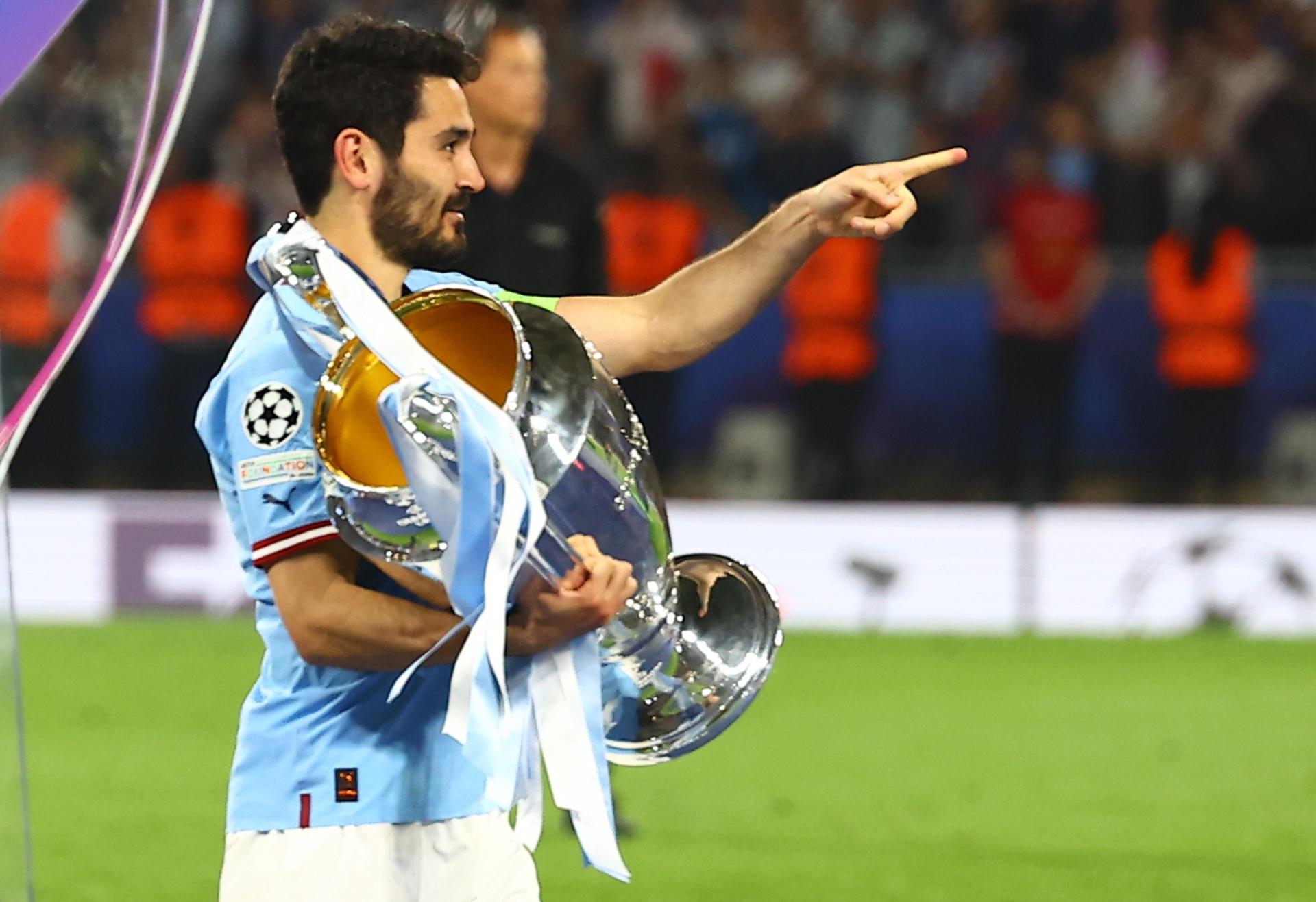 Tertulia: Gundogan firmará con el Barcelona por dos temporadas