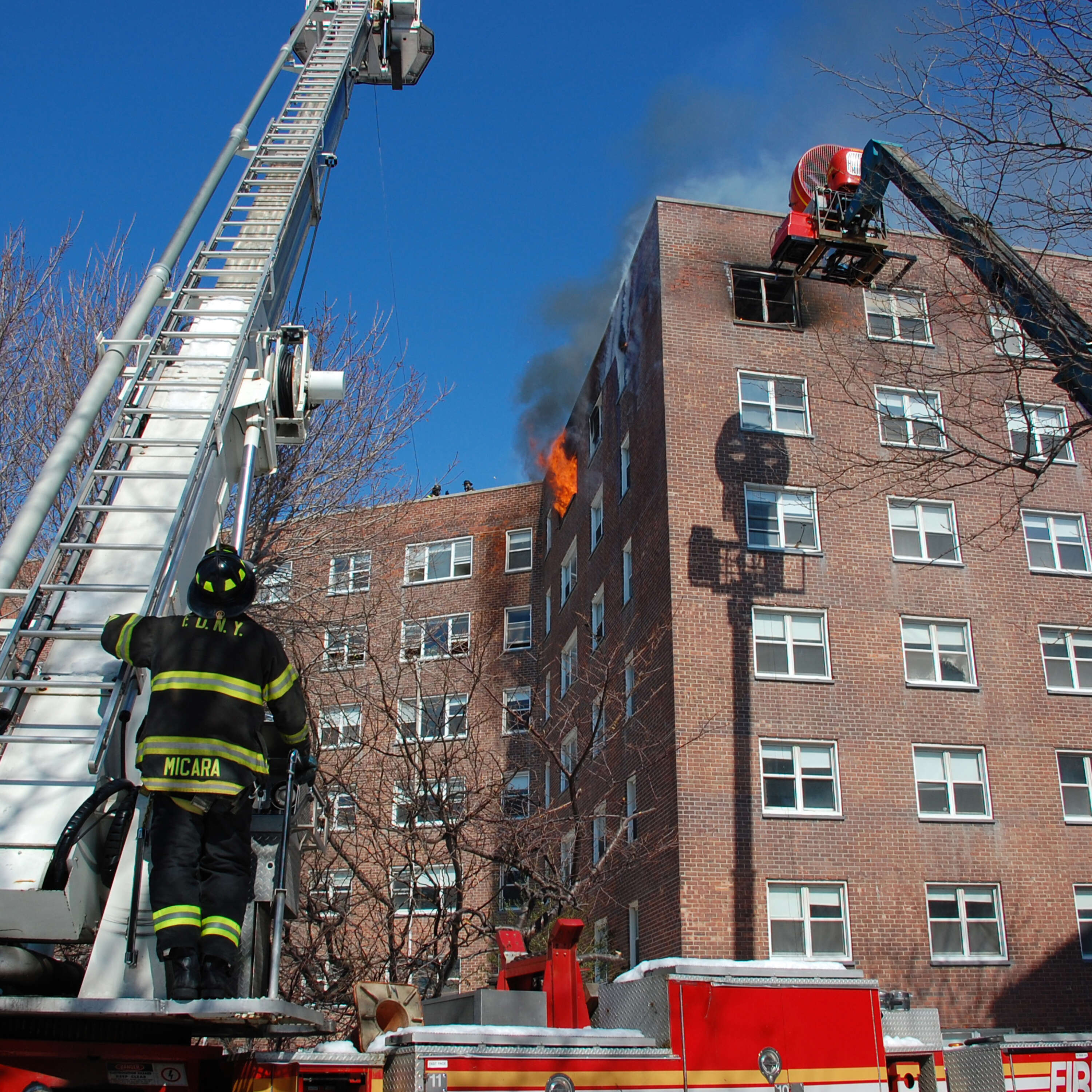 S08, E91 Evolution of Fighting Wind-Impacted Fires in New York City with FDNY Battalion Chief Gerald Tracy (Retired)