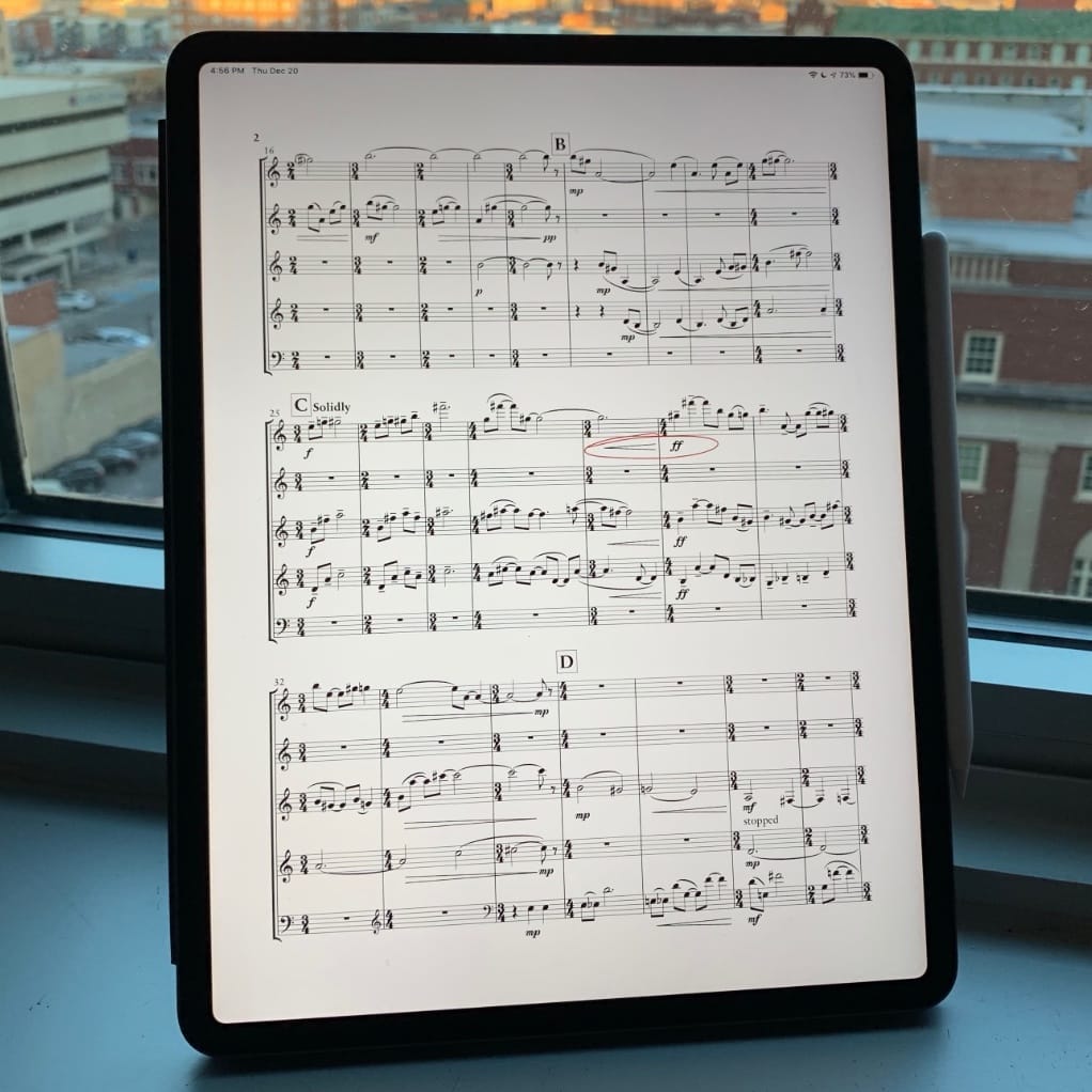 Half Notes: A comparison of tablet music reader technology experiences