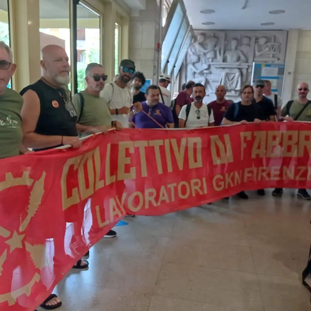 ⁣Presidi all’Inps del Collettivo di Fabbrica ex Gkn: ancora lavoratori senza stipendio, il 9 luglio il secondo anniversario della vertenza.