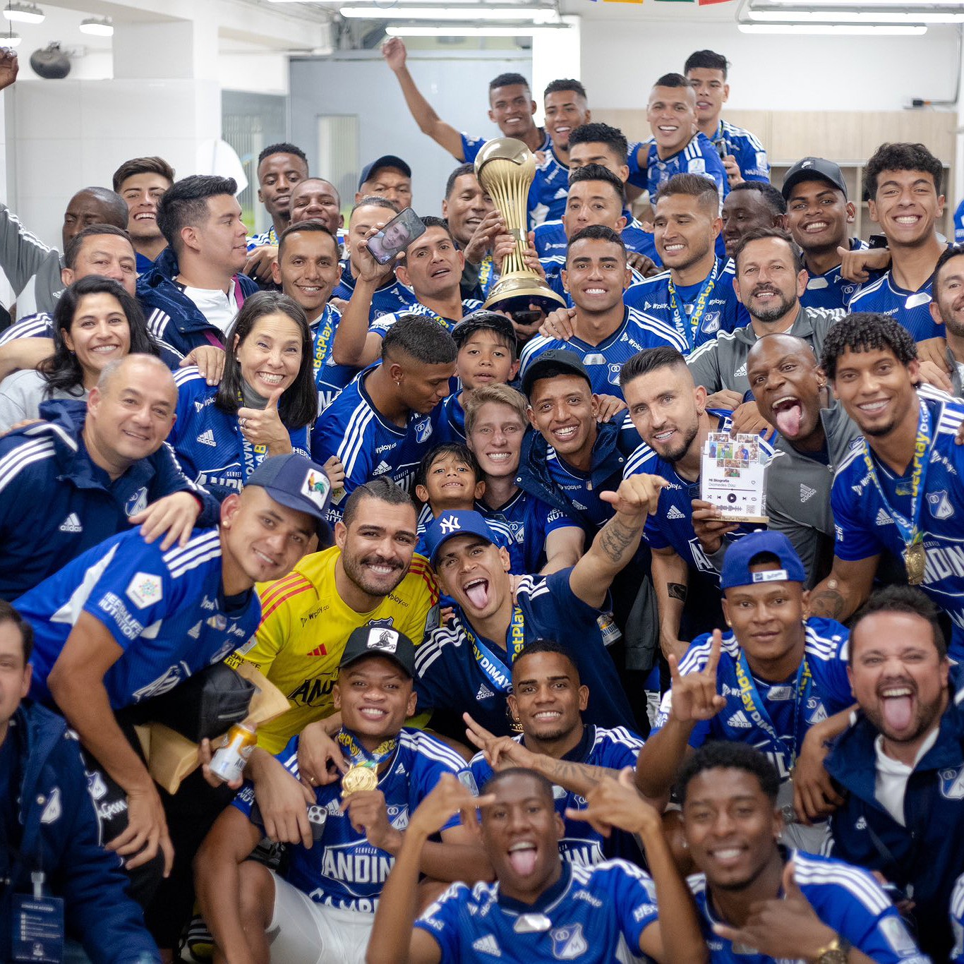 ⁣Millonarios é campeão colombiano em jogo marcado por 'motim' de adversários