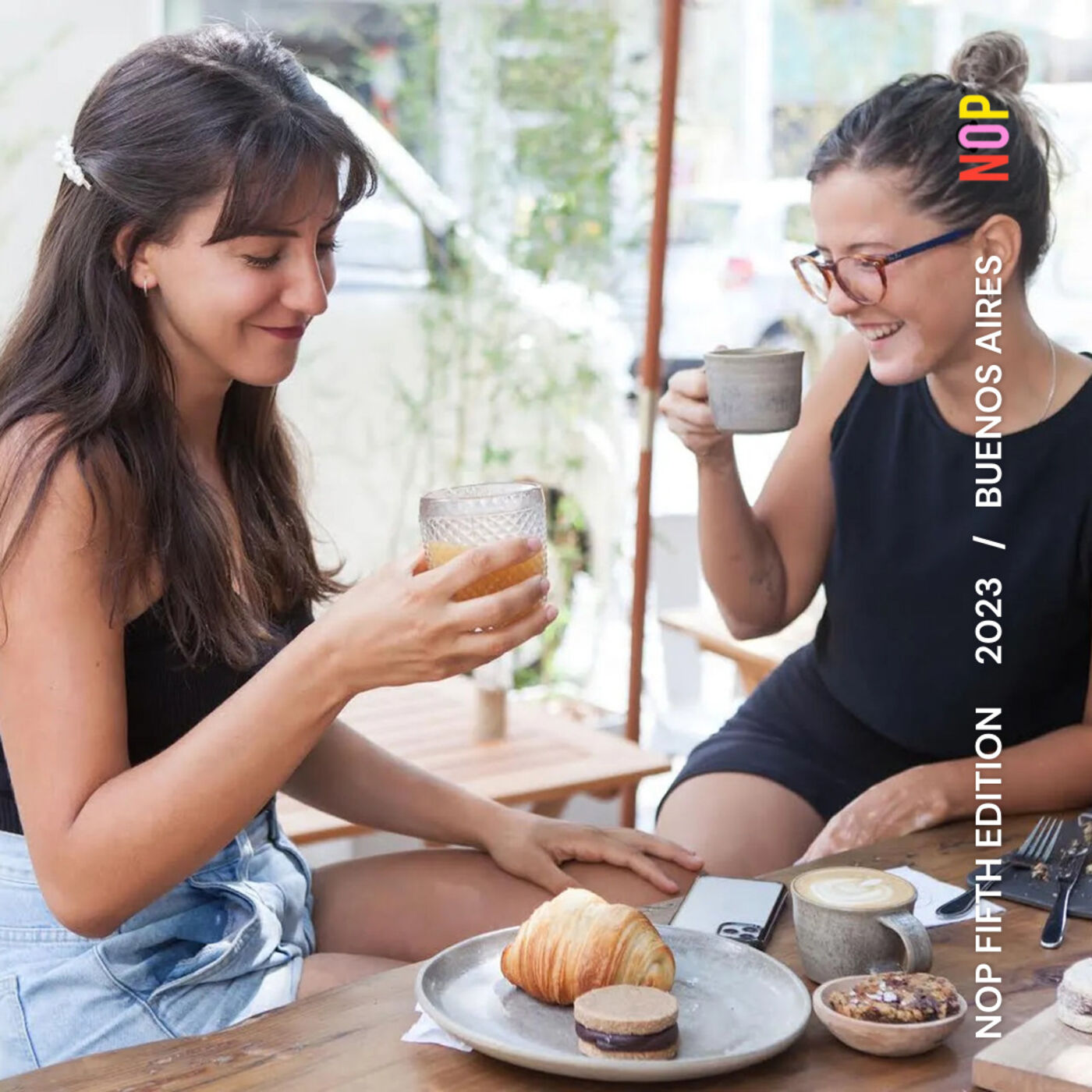 Conocé a Agustina y a Catalina Azcuy las hermanas emprendedoras detrás de Casa Nueza, meca de la pasteleria organica y vegana