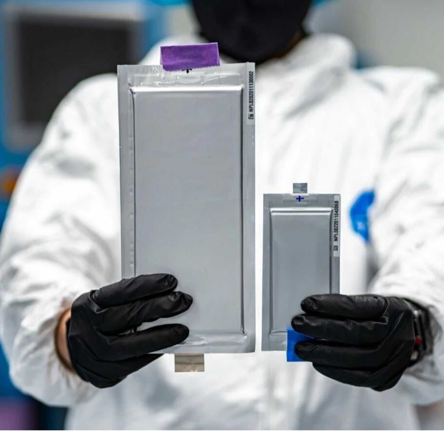 Solid-State EV Battery Technology: Range, Improved Safety, and Faster Charging