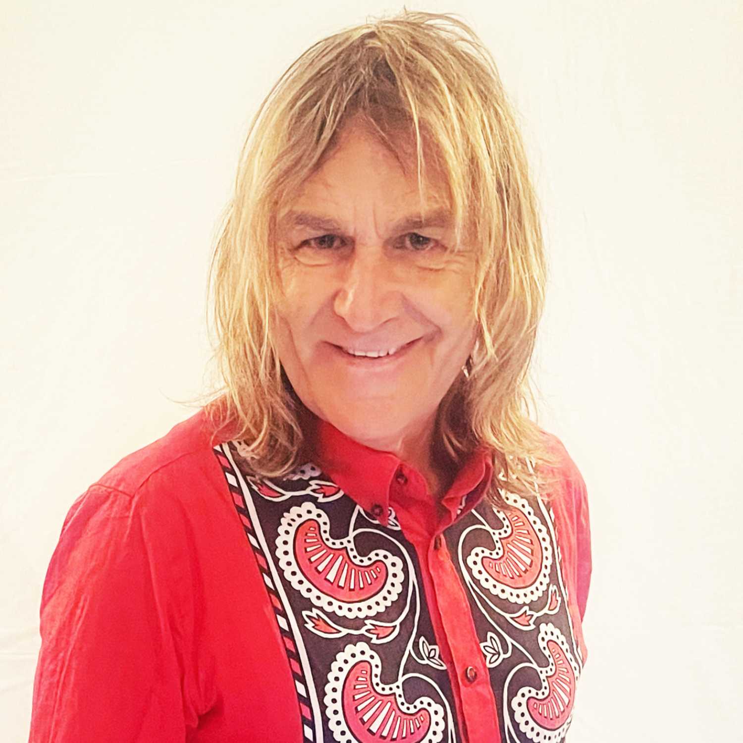 Mike Peters (The Alarm)