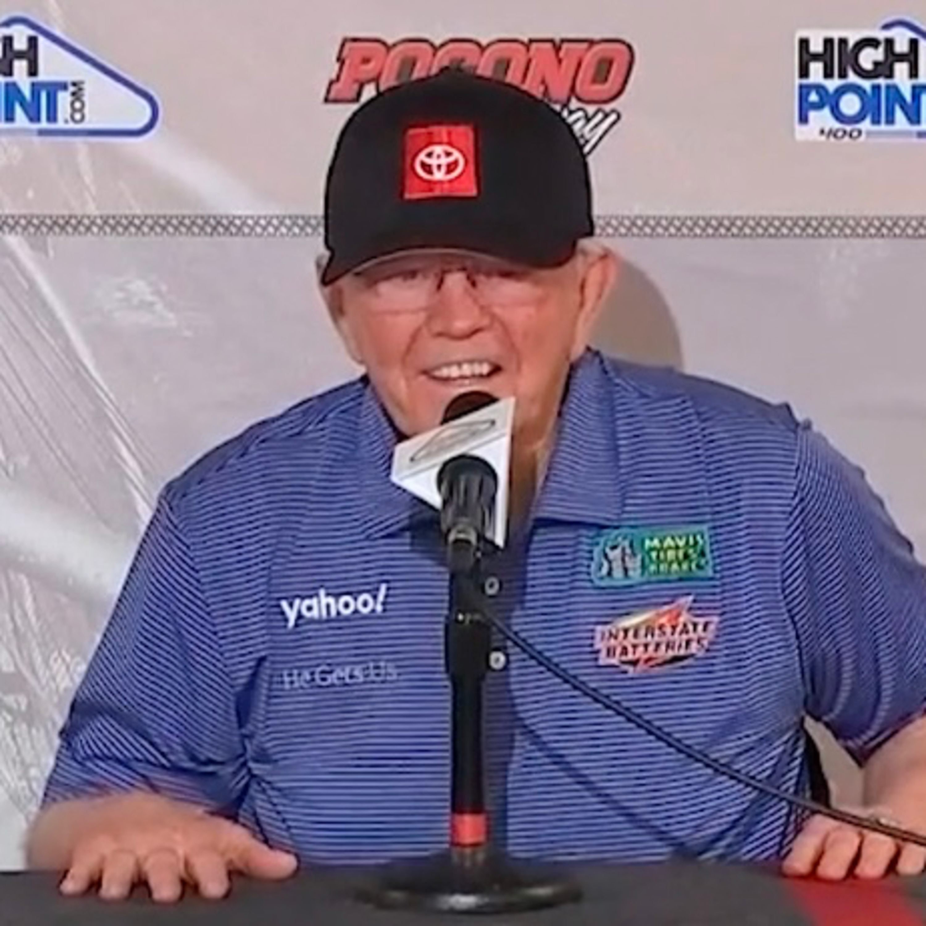 Joe Gibbs Wants to Sign Denny Hamlin For 10 More Years!