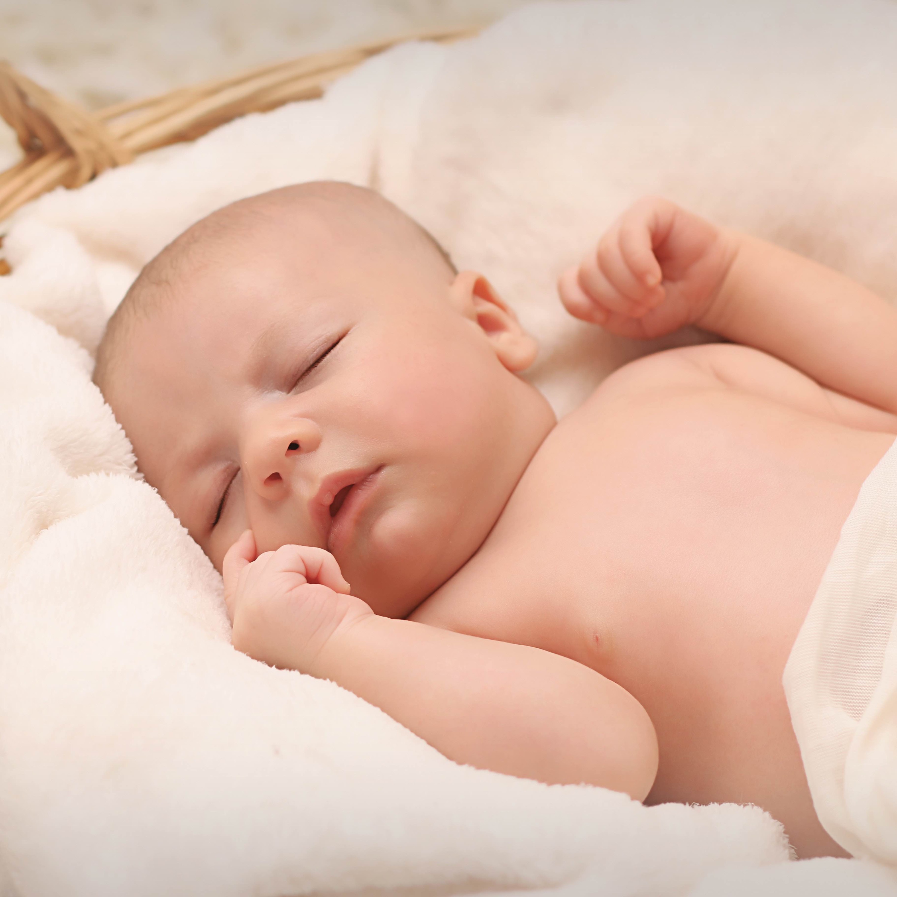 ⁣Soothe Your Little Angel with the Best Lullabies for a Peaceful Sleep