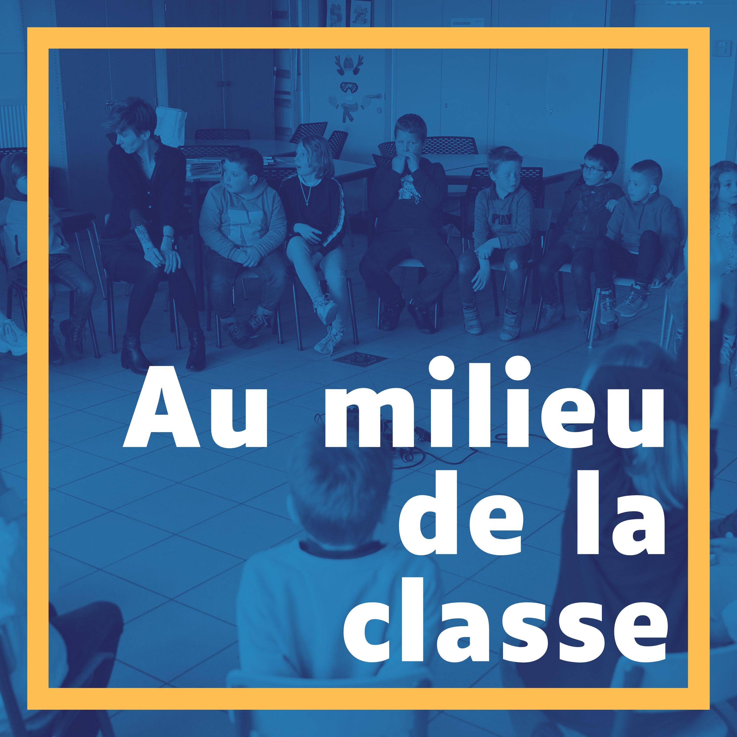 ⁣Au milieu de la classe