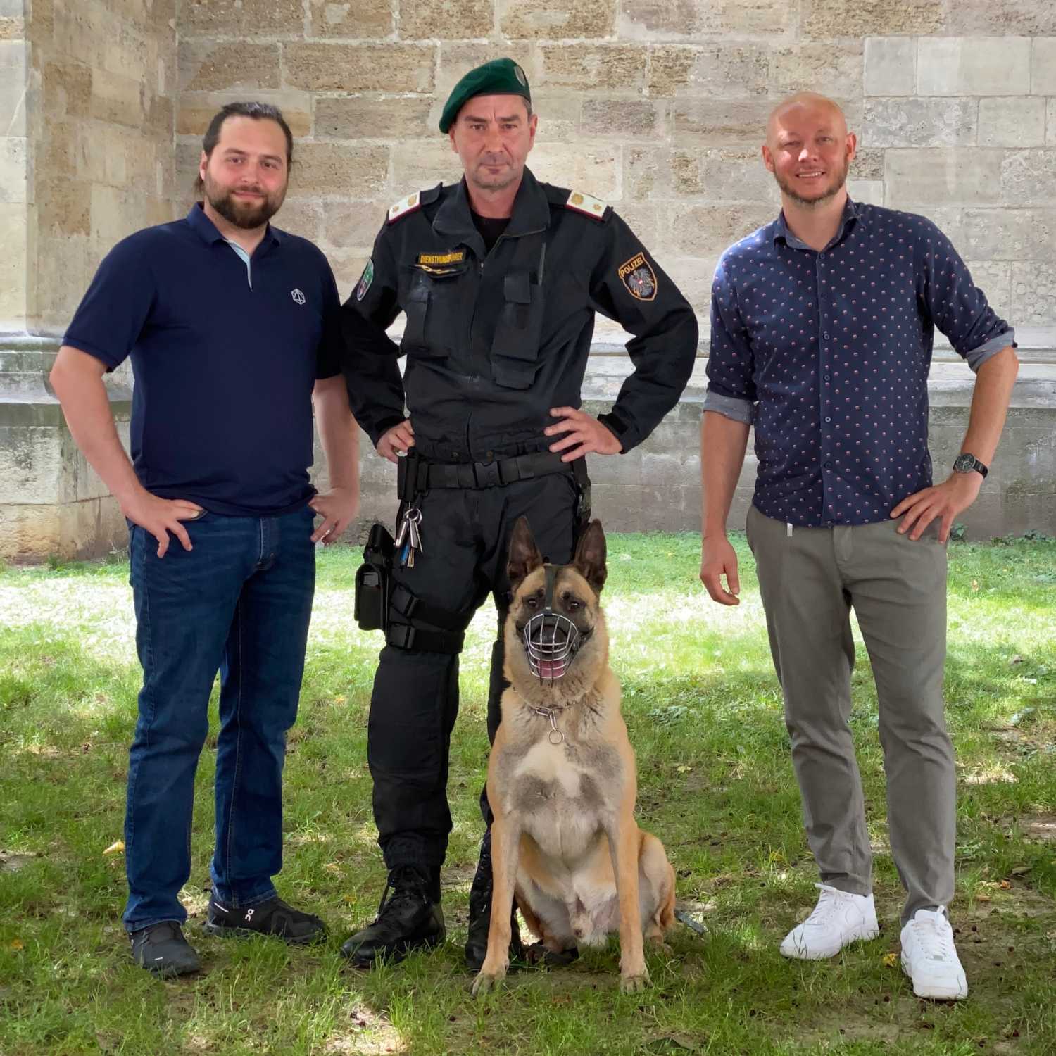 Tierisch gute Zusammenarbeit auf sechs Beinen: Polizeidiensthunde