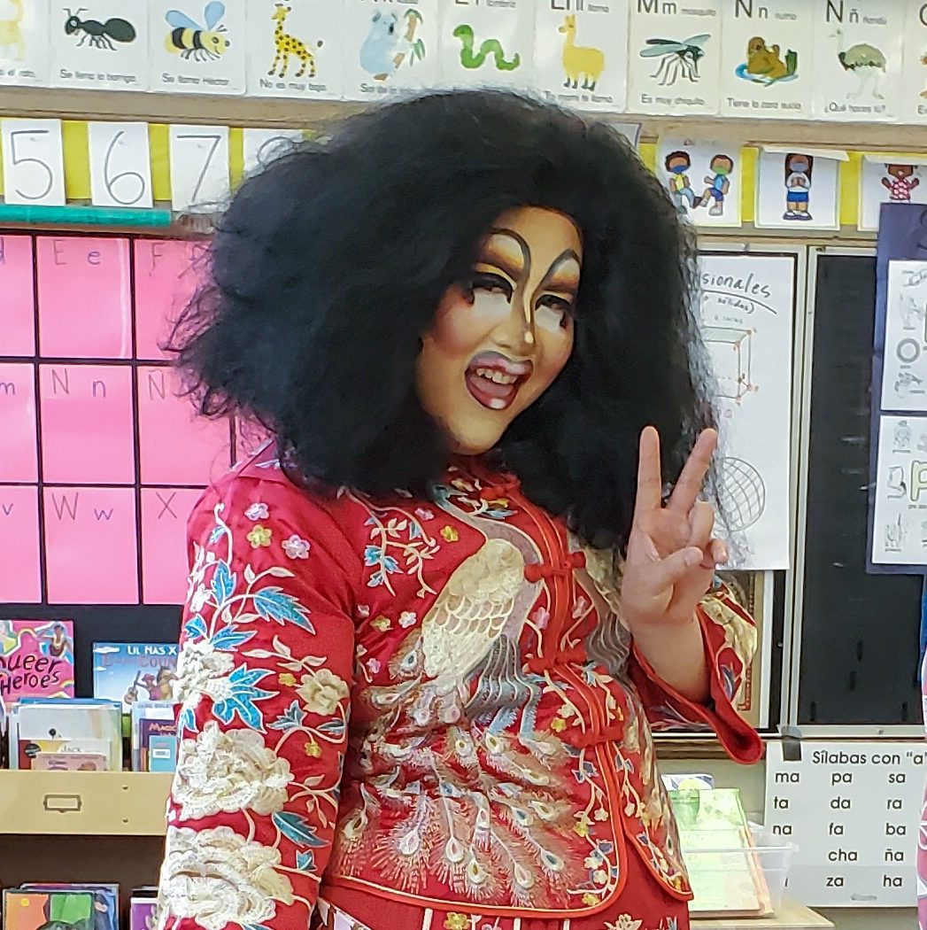 Drag Storytime #2 – Panda Dulce, Lourdes Rivas read to kindergarteners