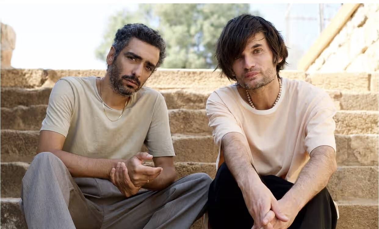  Radiohead's Jonny Greenwood on new album 'Jarak Qaribak' 