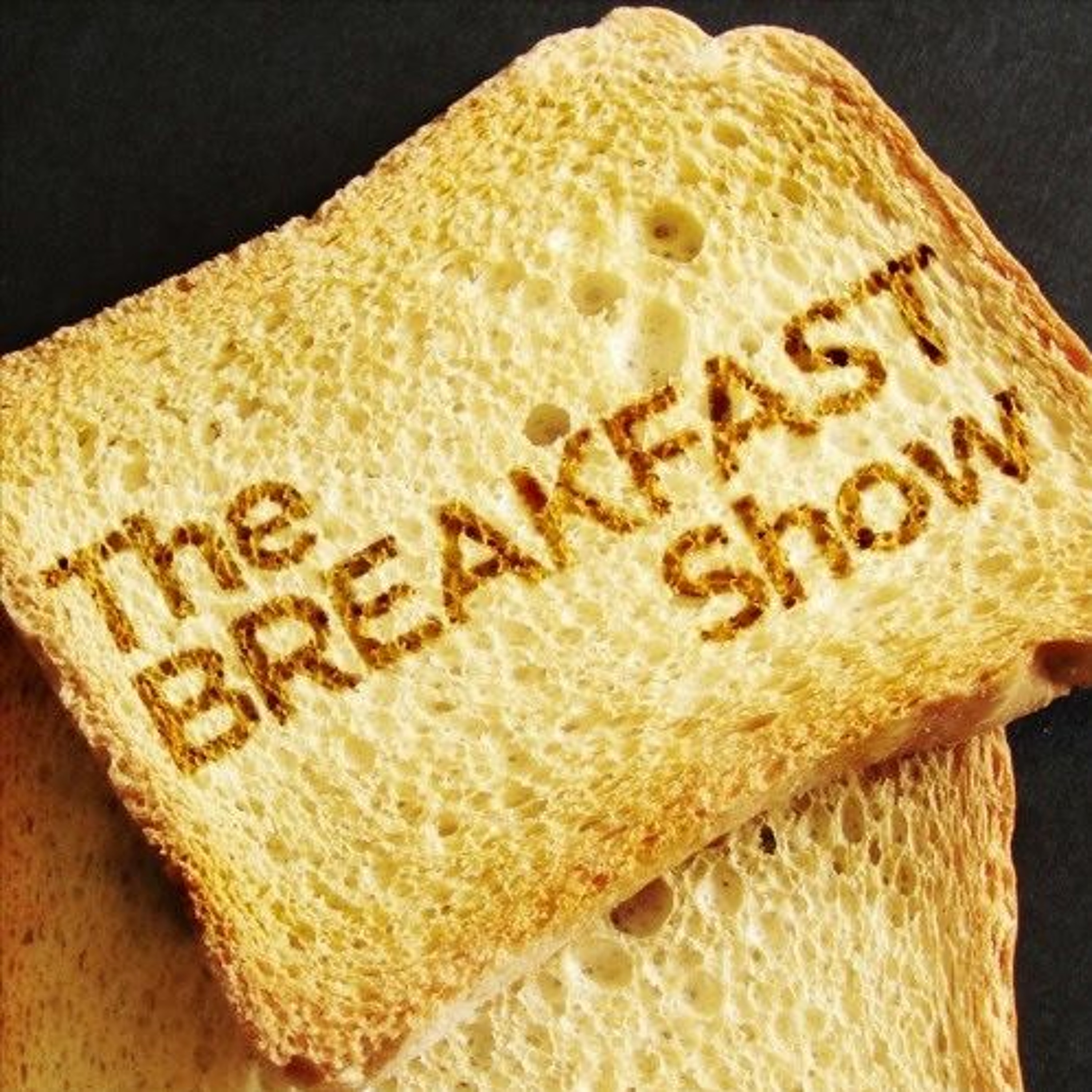 Breakfast Show Podcast 11-08-2023 How Loneliness Can Affect Brain Function