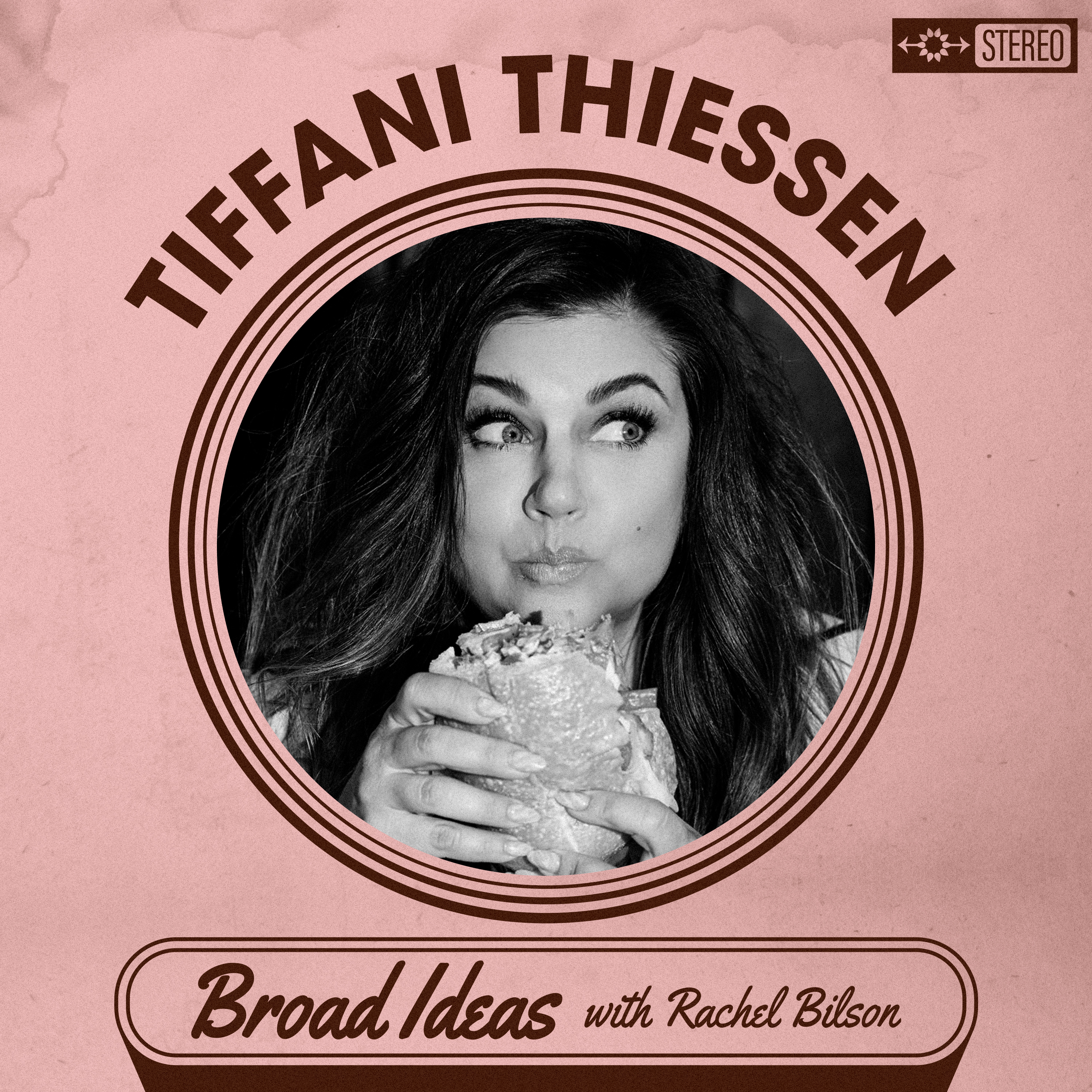 Tiffani Thiessen on Leftovers, the Drawbacks of Being Idolized, and Turning 50