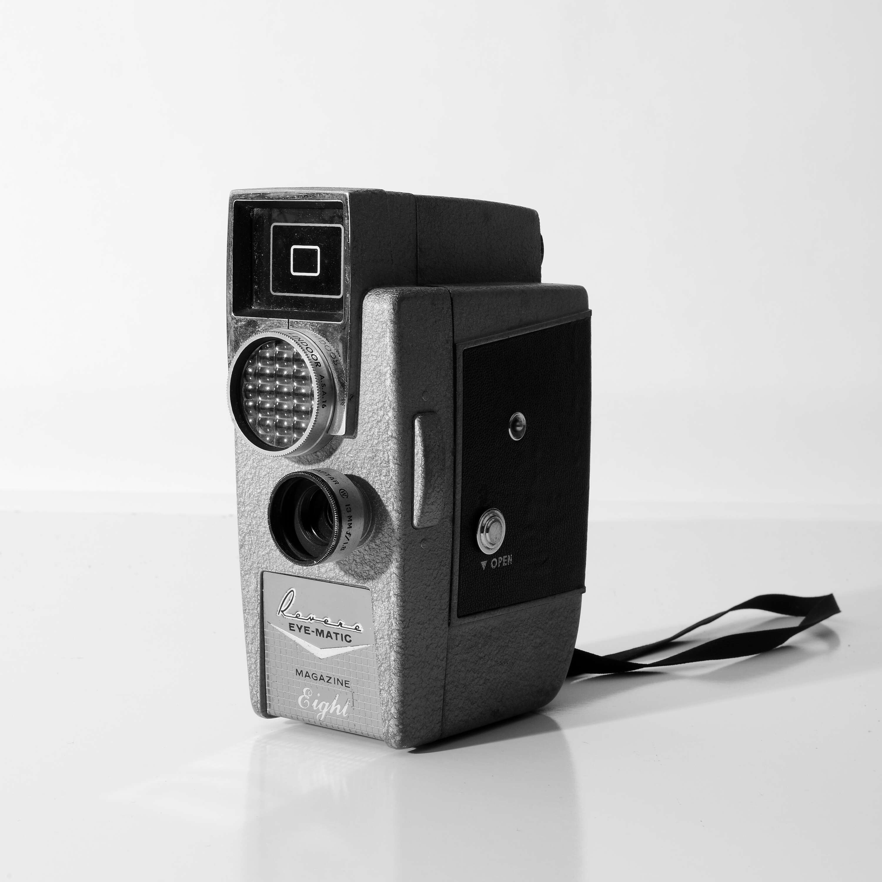 ⁣Barbenheimer, farewell to Jane Birkin, and WGA/SAG strike.