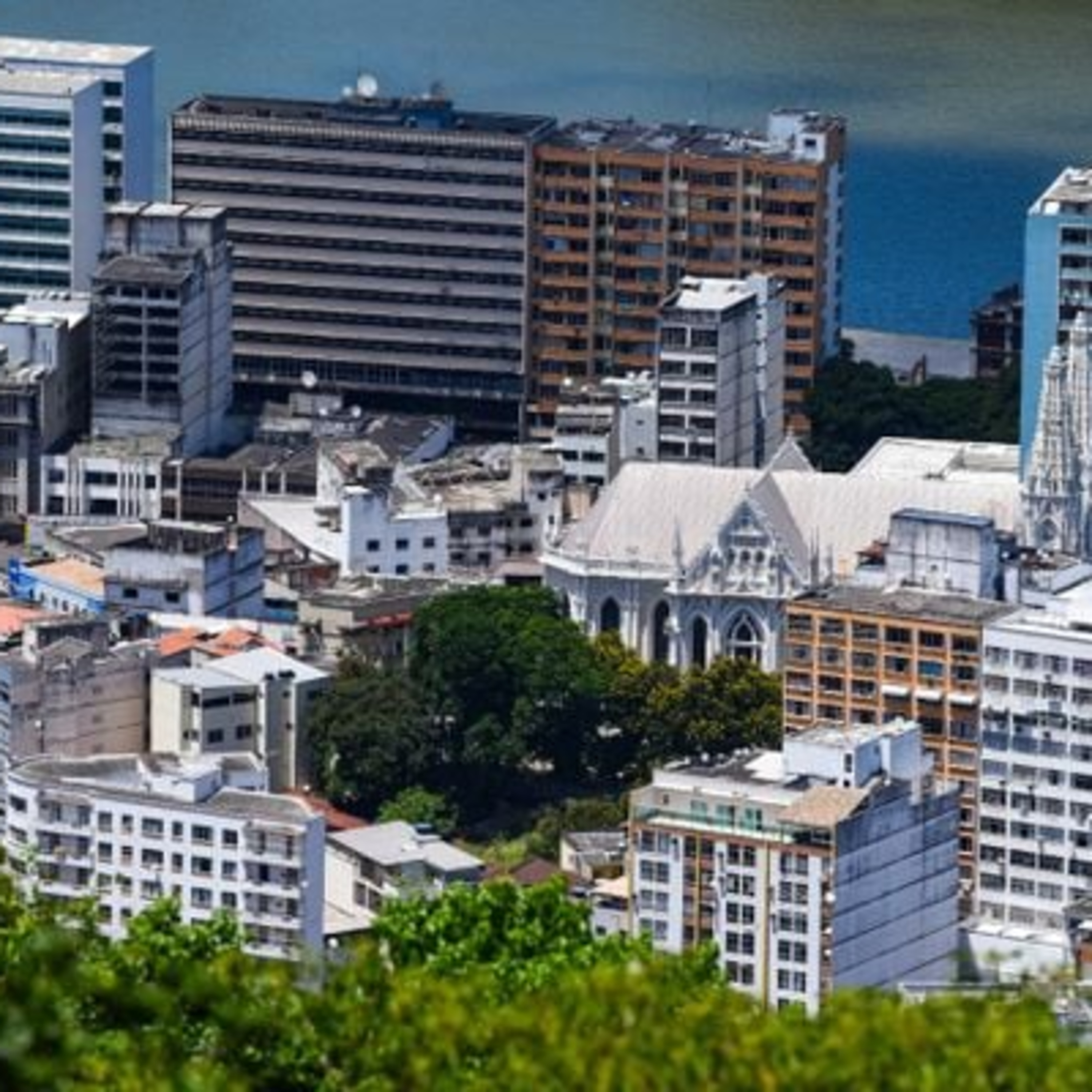 ⁣No Centro de Vitória: edital para recebimento de propostas de locação de imóveis