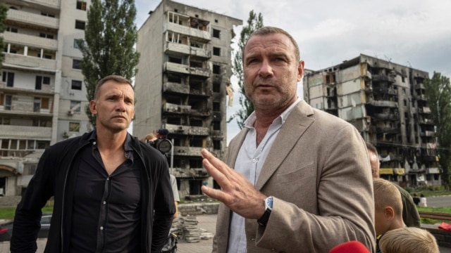 ⁣FLASHPOINT UKRAINE: Actor Liev Schreiber Explains the Origin of Blue Check Ukraine  - August 15, 2023