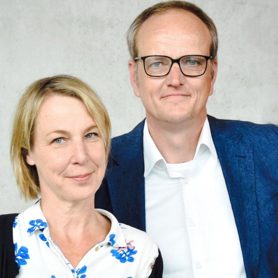 SH Schnack mit den Literaturexperten Britta Lange und Olaf Irlenkäuser