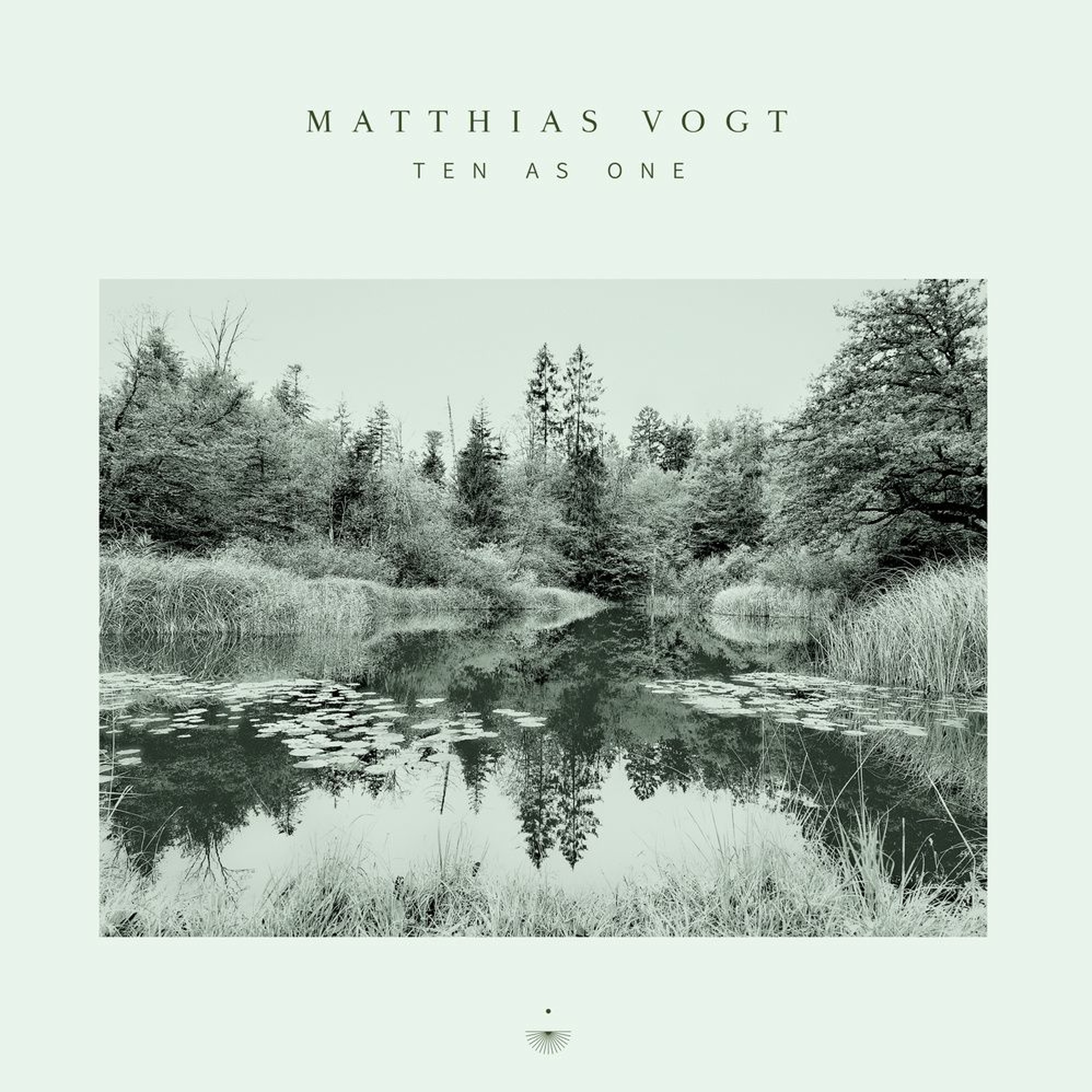 PREMIERE : Matthias Vogt - Passing Days (Reflections)