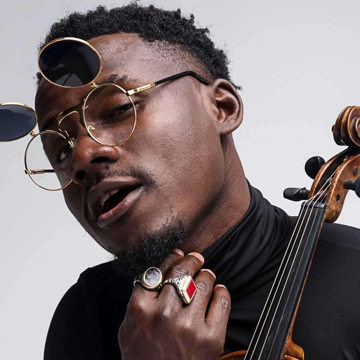 Interview with Demola the Violinist