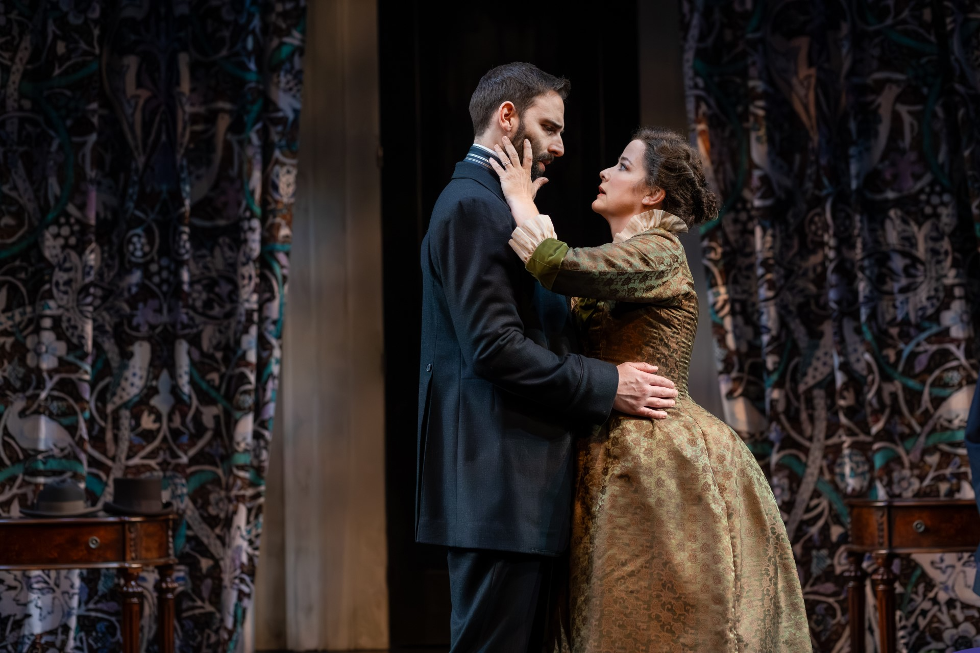 ⁣Rousuck's Review: "A Doll's House" at Everyman Theatre