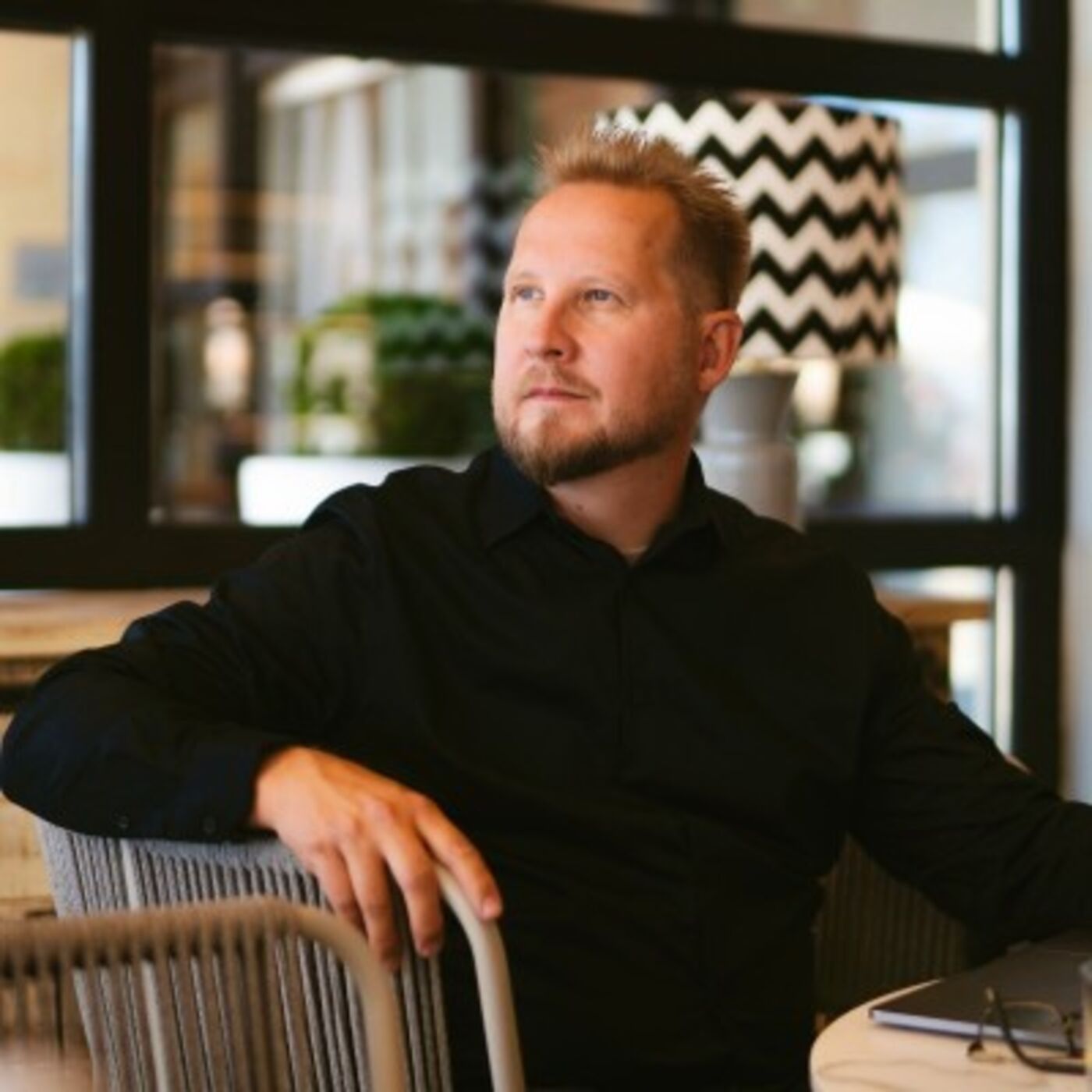 ⁣Pasi Vuorio - Tietotyötä Malagasta ja Tekoälyn lupaus