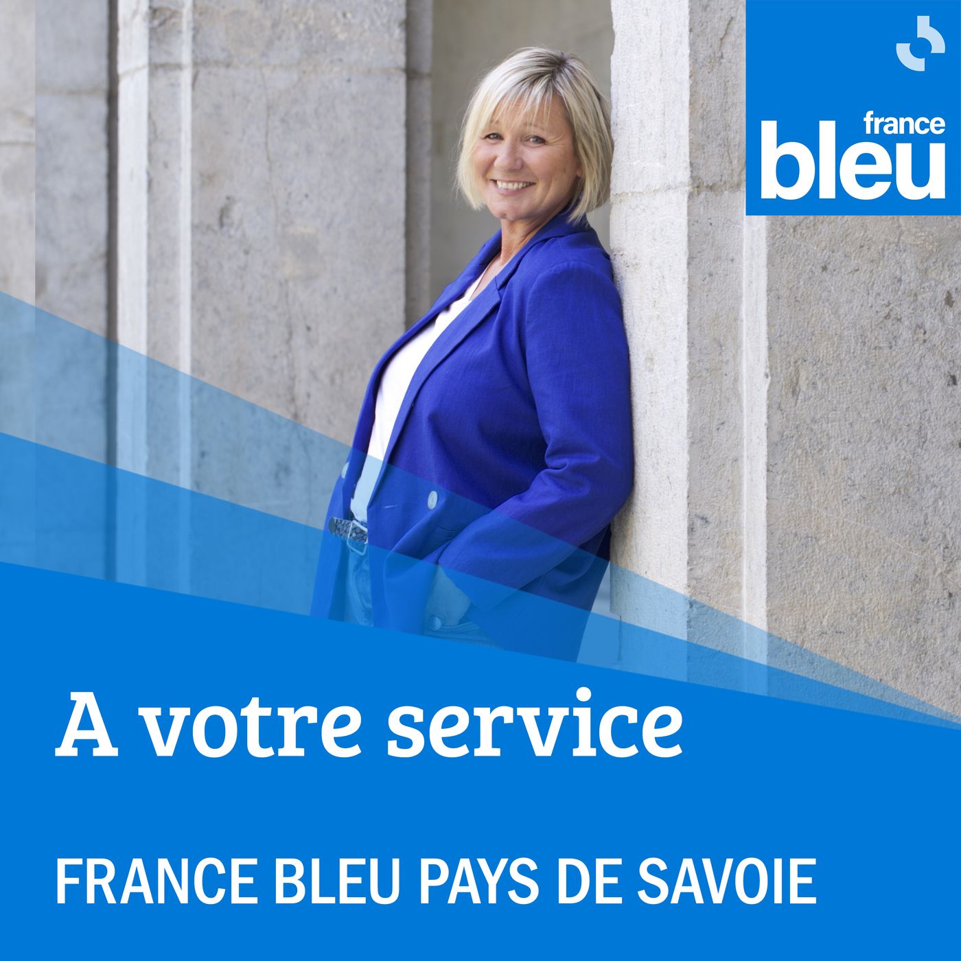 ⁣A votre service