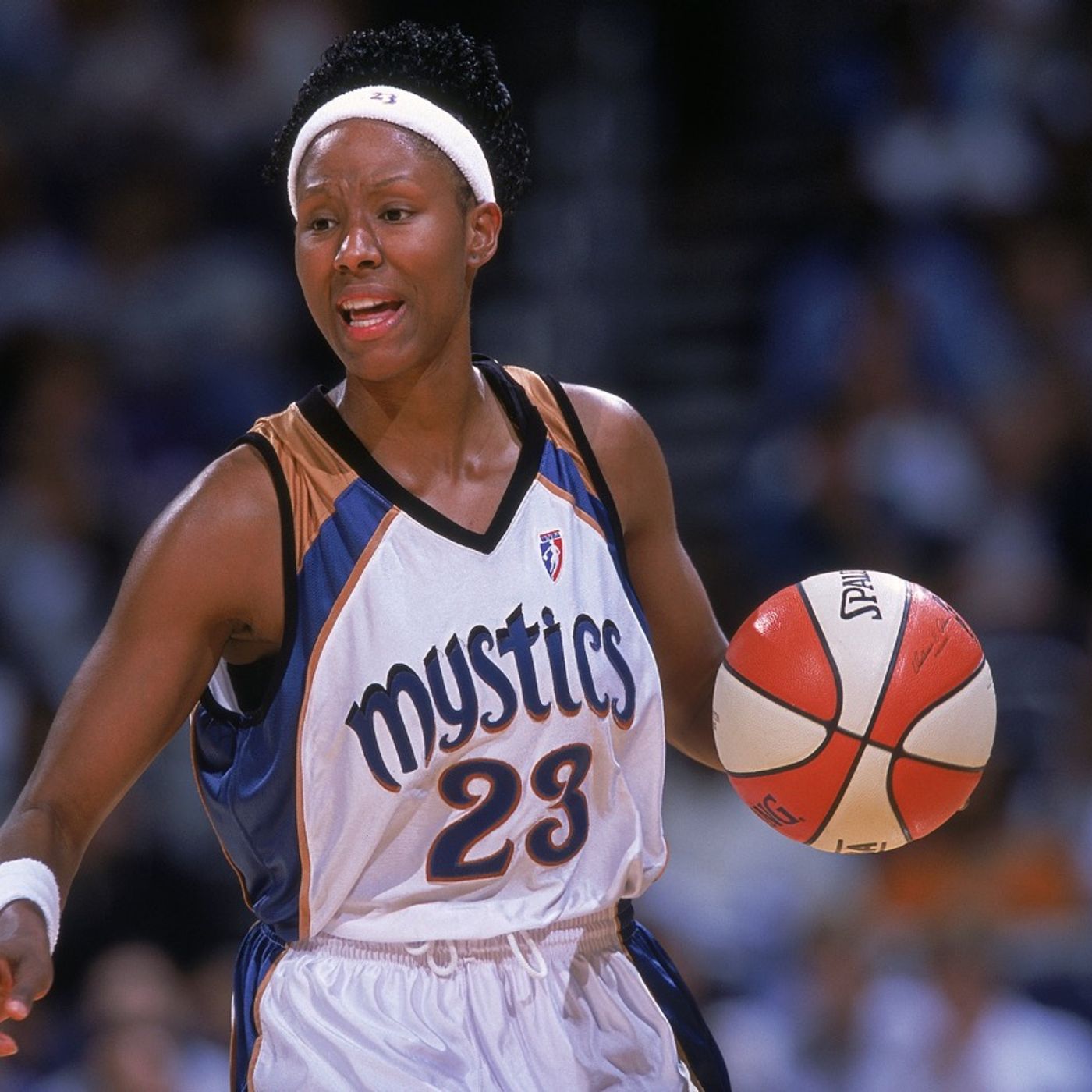 ⁣Chamique Holdsclaw on depression and fame | Edge of Sports