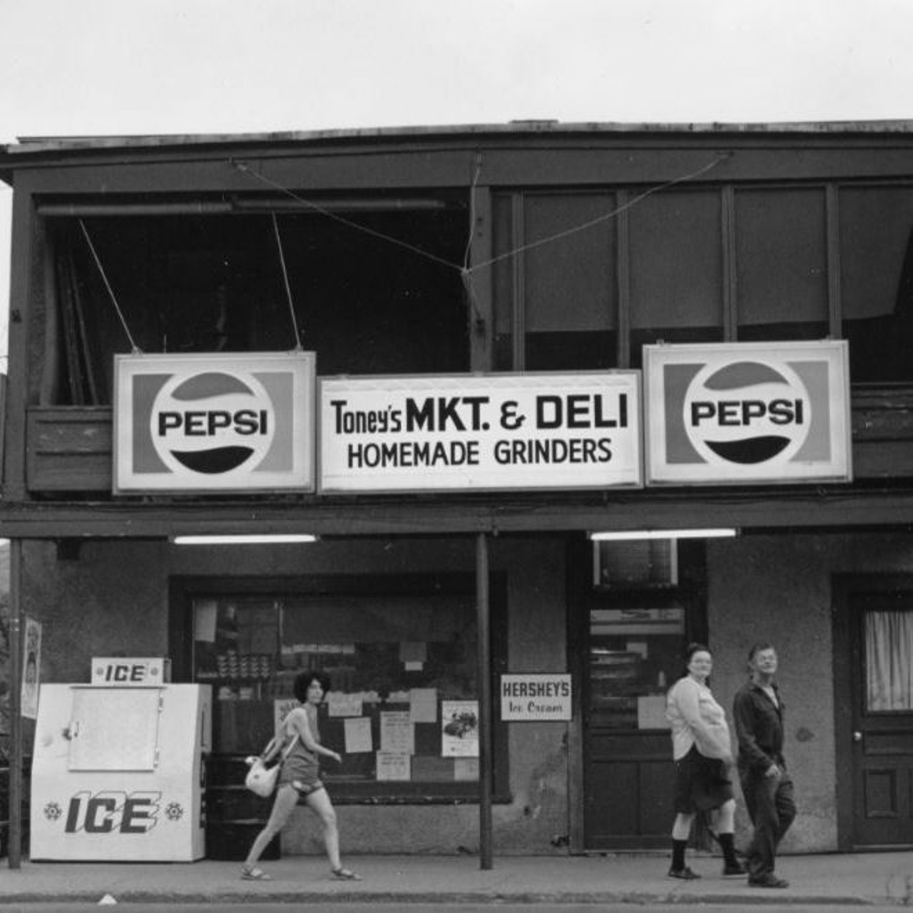 BHS #425-Josh Carnes and "Landmarks of Brattleboro" Instagram