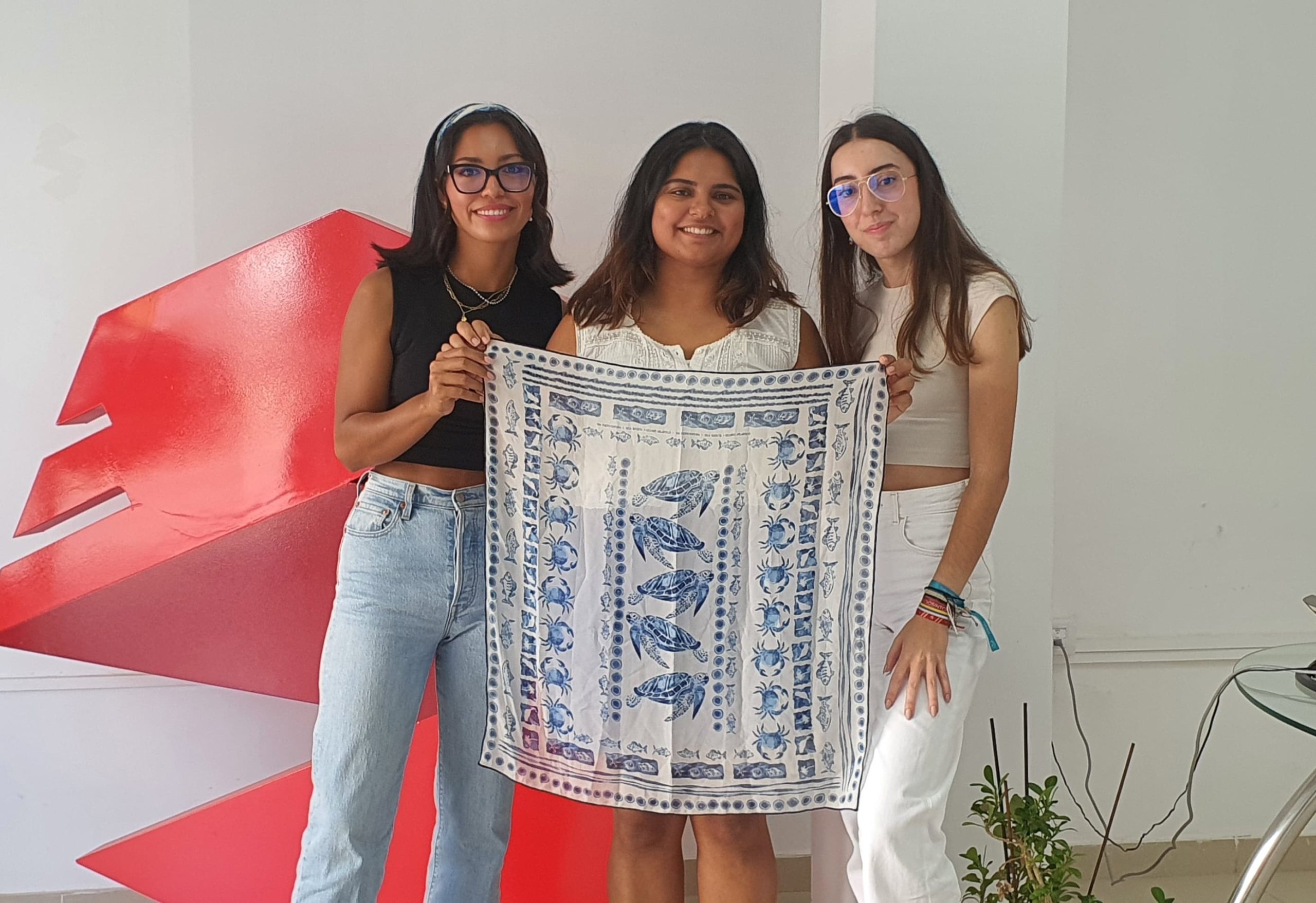 ⁣Entrevista a Karima Shirin y Julieth Valero, que presentan el proyecto Isla Bisbita – 27.09.23