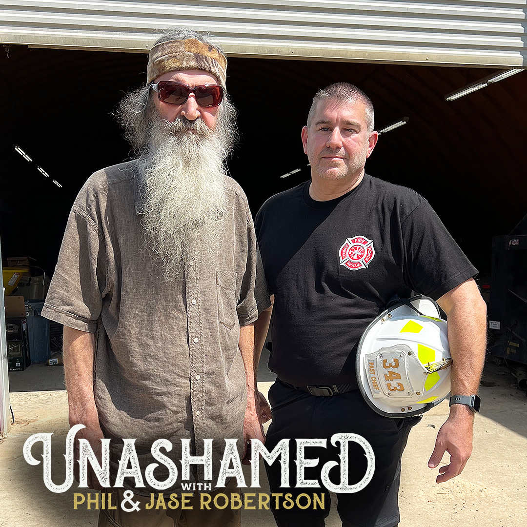 Ep 750 | Phil Robertson’s Bodyguard Relives His Experience as a Fire Chief on 9/11