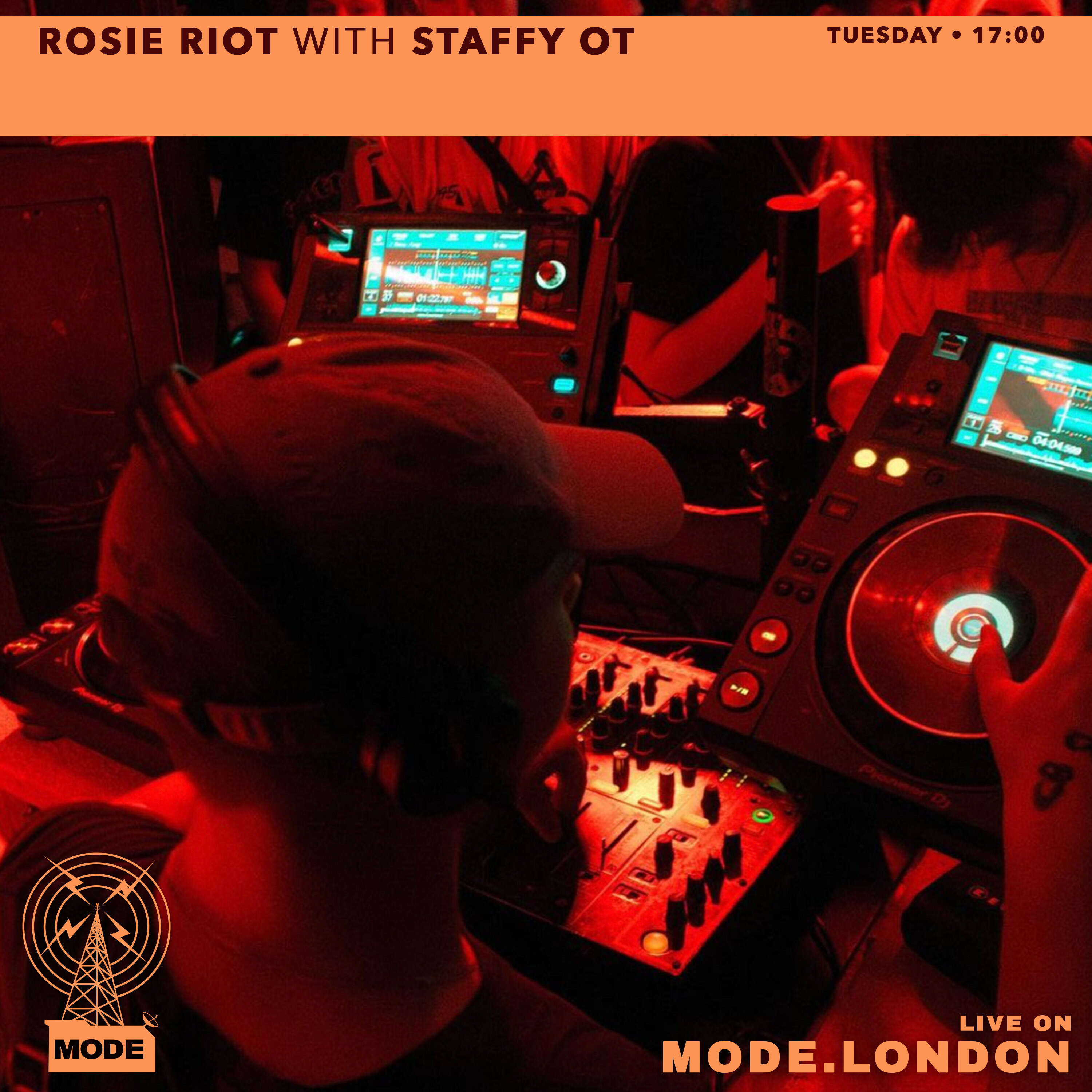 ⁣04/09/2023 - Rosie Riot With Staffy OT