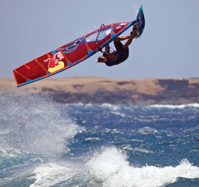 ⁣Bjorn Dunkerbeck, the fastest and most skilled windsurfer ever talks about his 30 years of dominating the sport