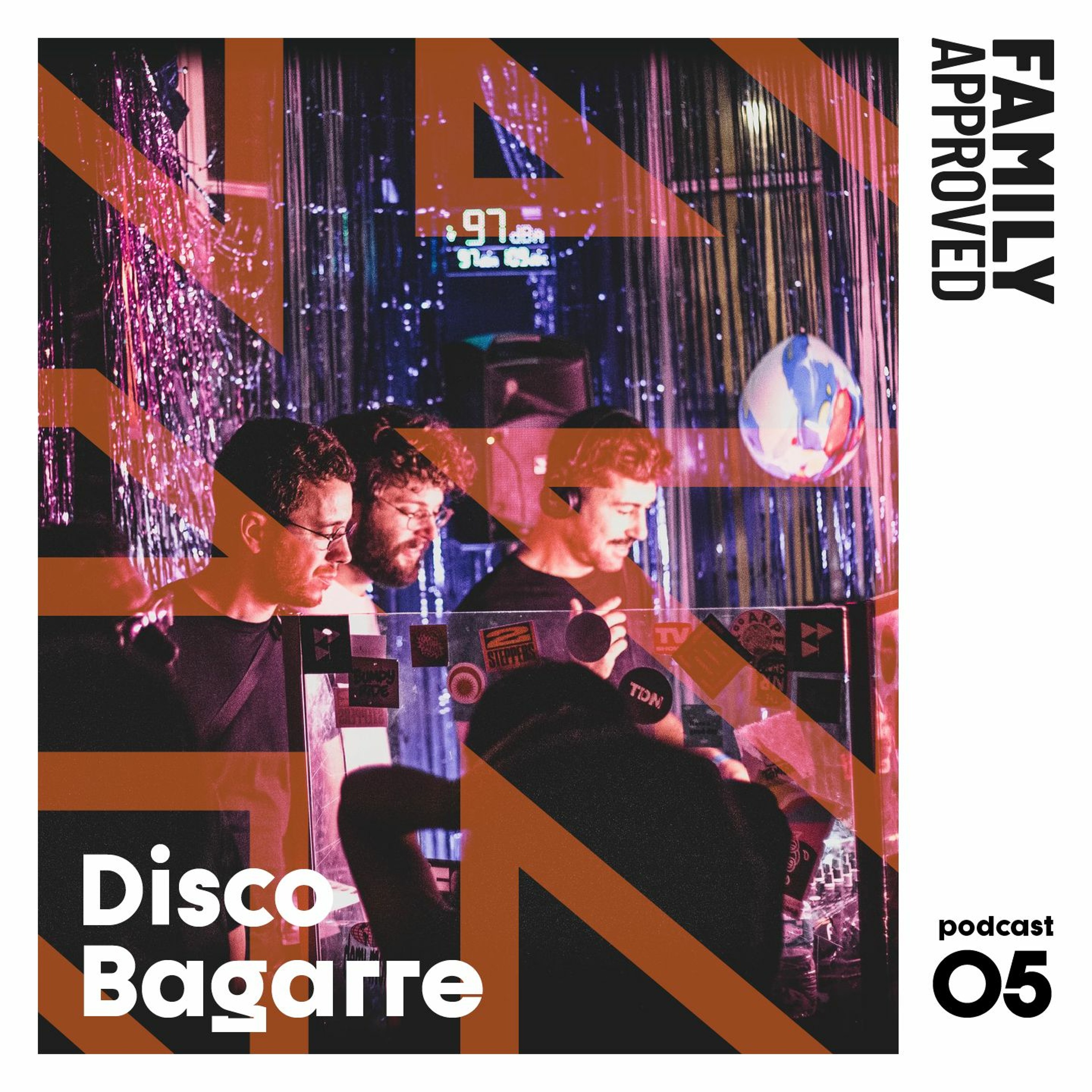 ⁣Family Approved invite Disco Bagarre