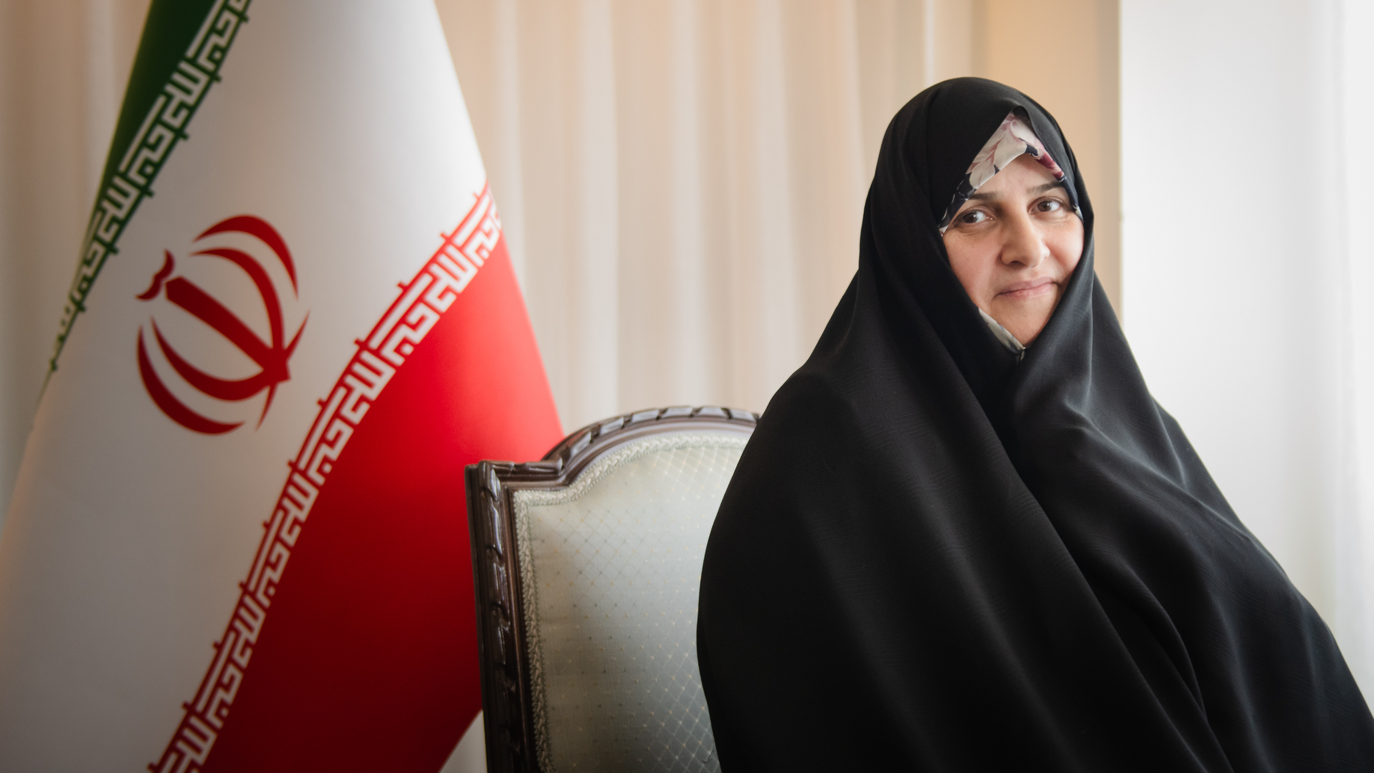 ⁣Why Iran won't budge on mandatory hijab laws -- according to the president's wife