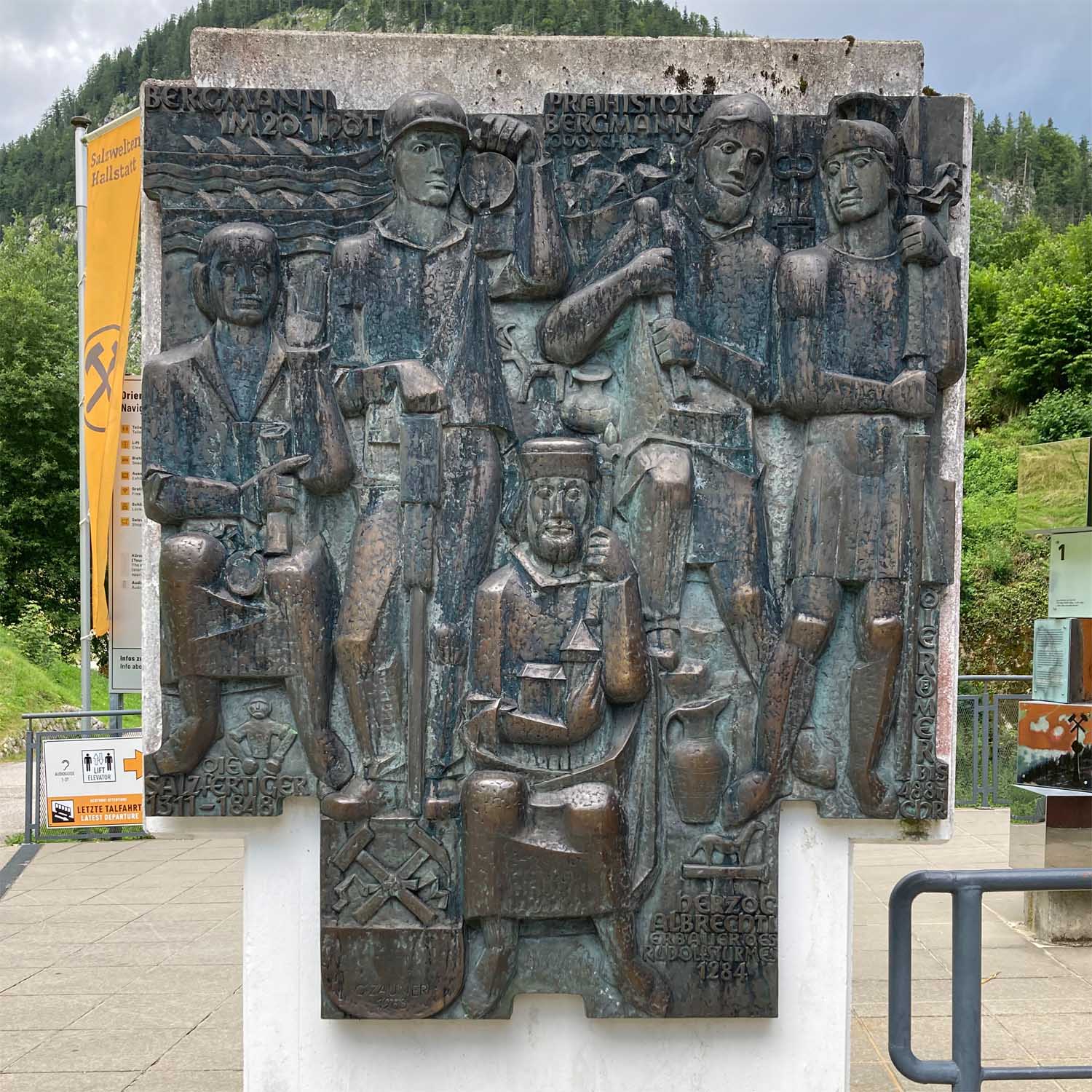 Hallstatt – Rudolfsturm Jubiläums Denkmal