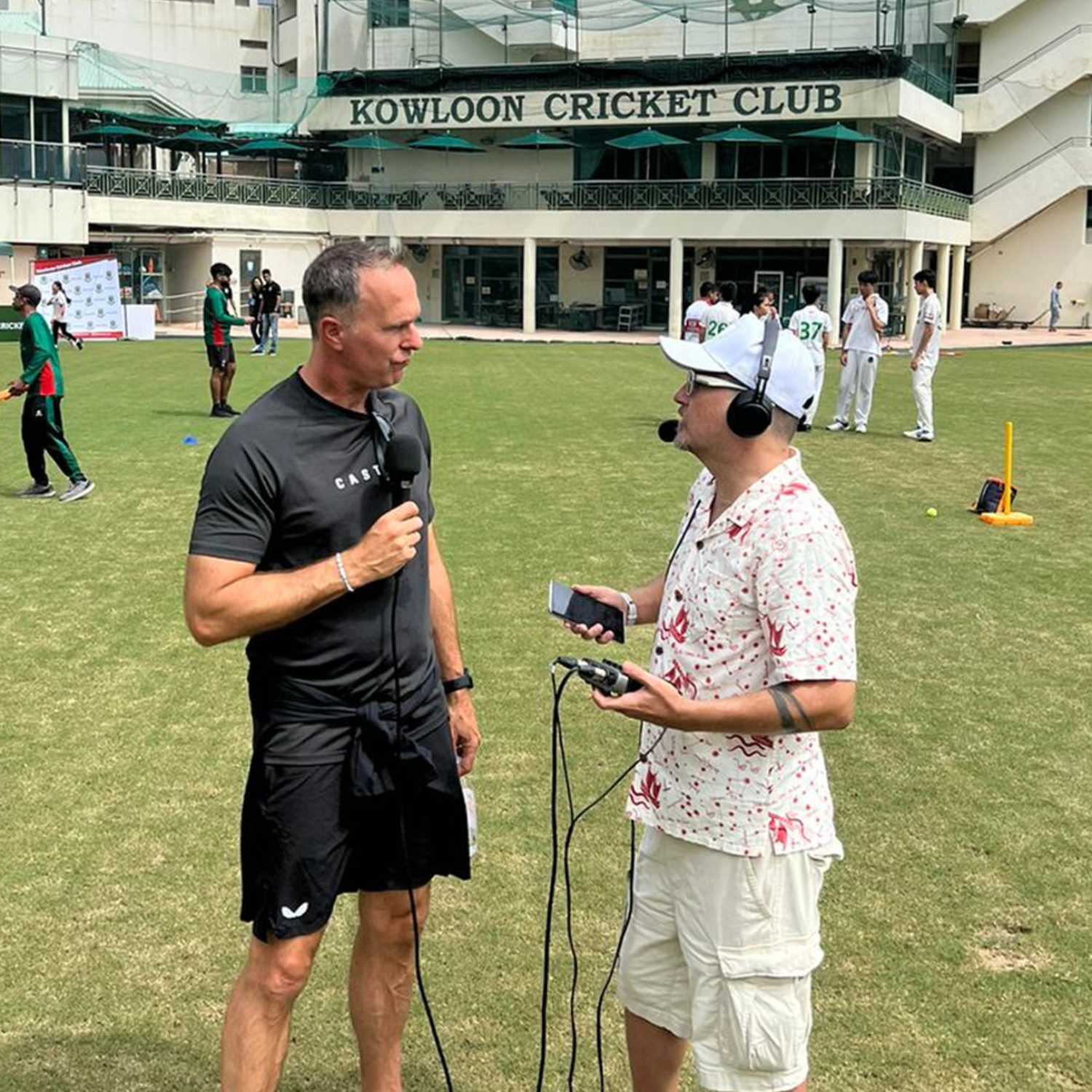 ⁣The one with Michael Vaughan