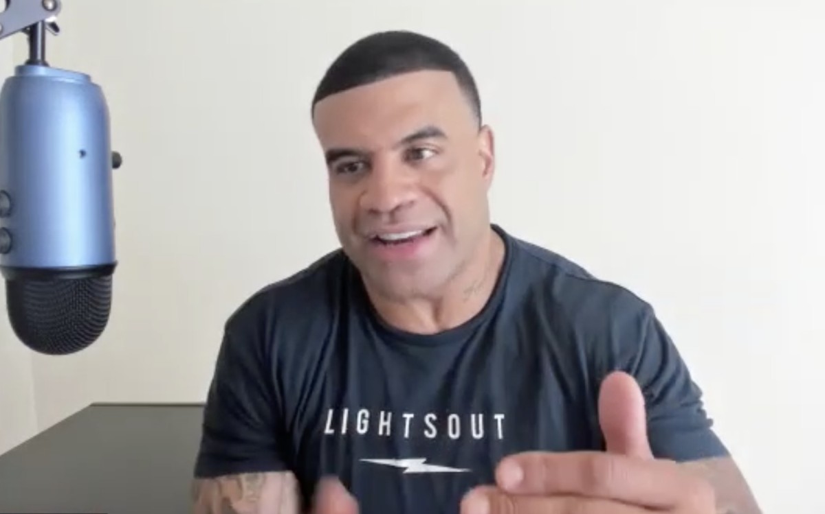 ⁣Shawne Merriman and Nestor discuss Achilles injuries and Lights Out MMA on October 7 on FUBO