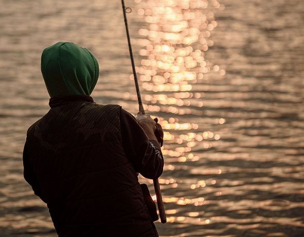 ⁣John MacKenzie chats with Cr. Brett Moller, CRC Representative for Division 1, about local policy implementation following a forum where upset residents expressed their opposition to a proposed fishing ban on the Cairns Esplanade.