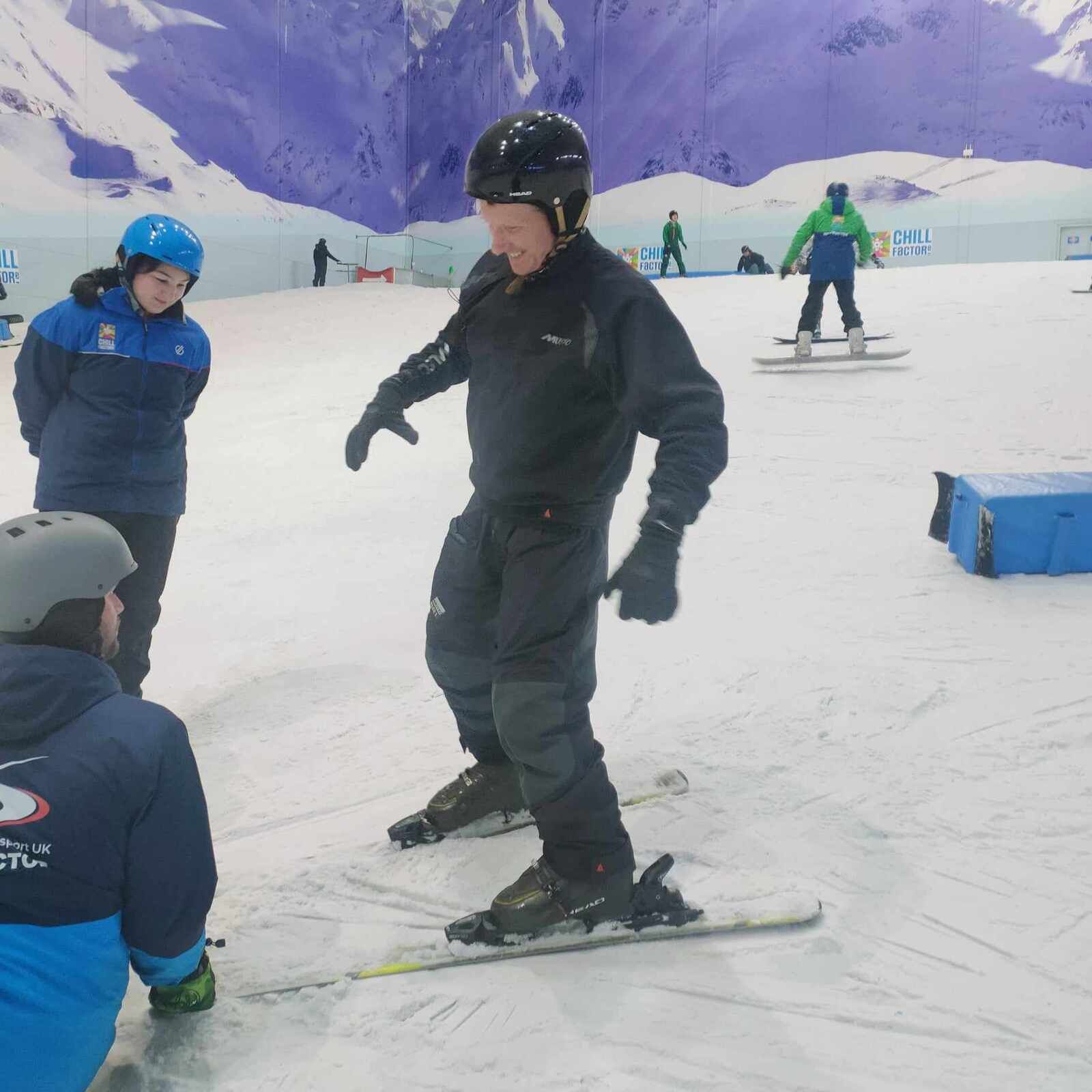 ⁣Most Decorated Winter Paralympian Menna Fitzpatrick MBE Gives Our Toby Davey a Skiing Lesson